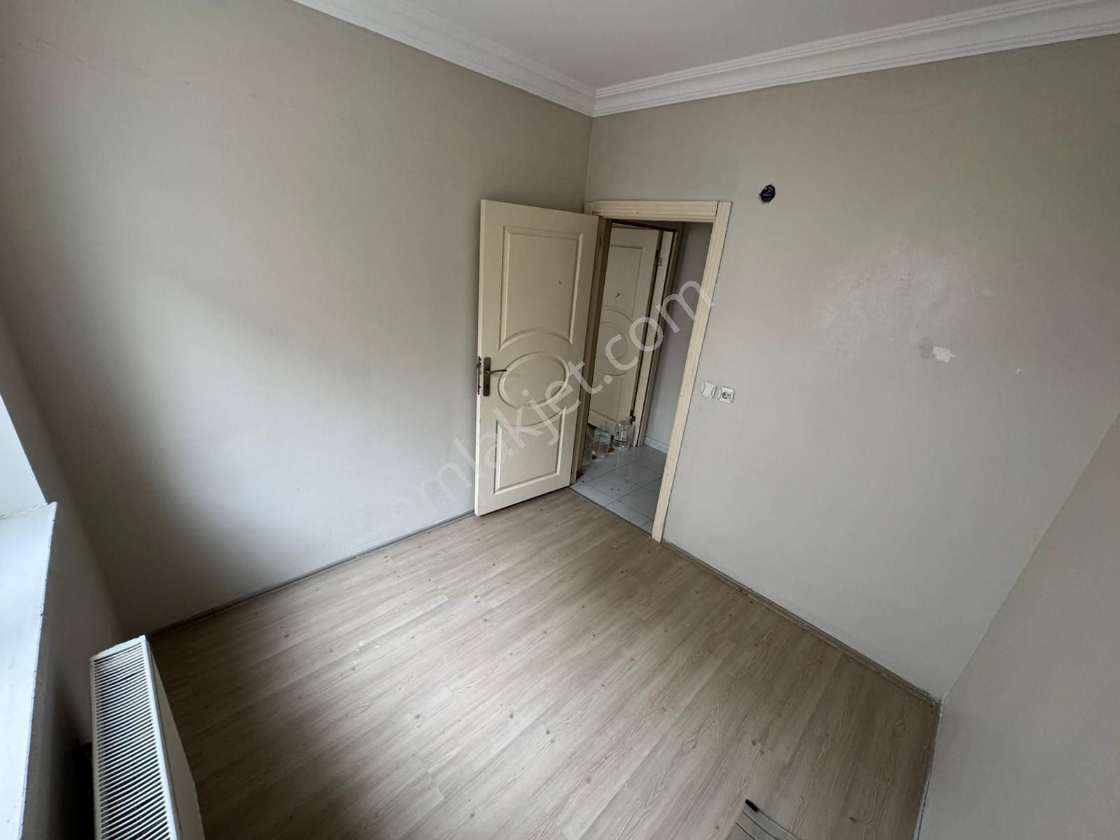 Pınarbaşı Mah'de 2+1 Genç Yaşta Cadde Üzerinde Kiralık Daire - Görsel 13