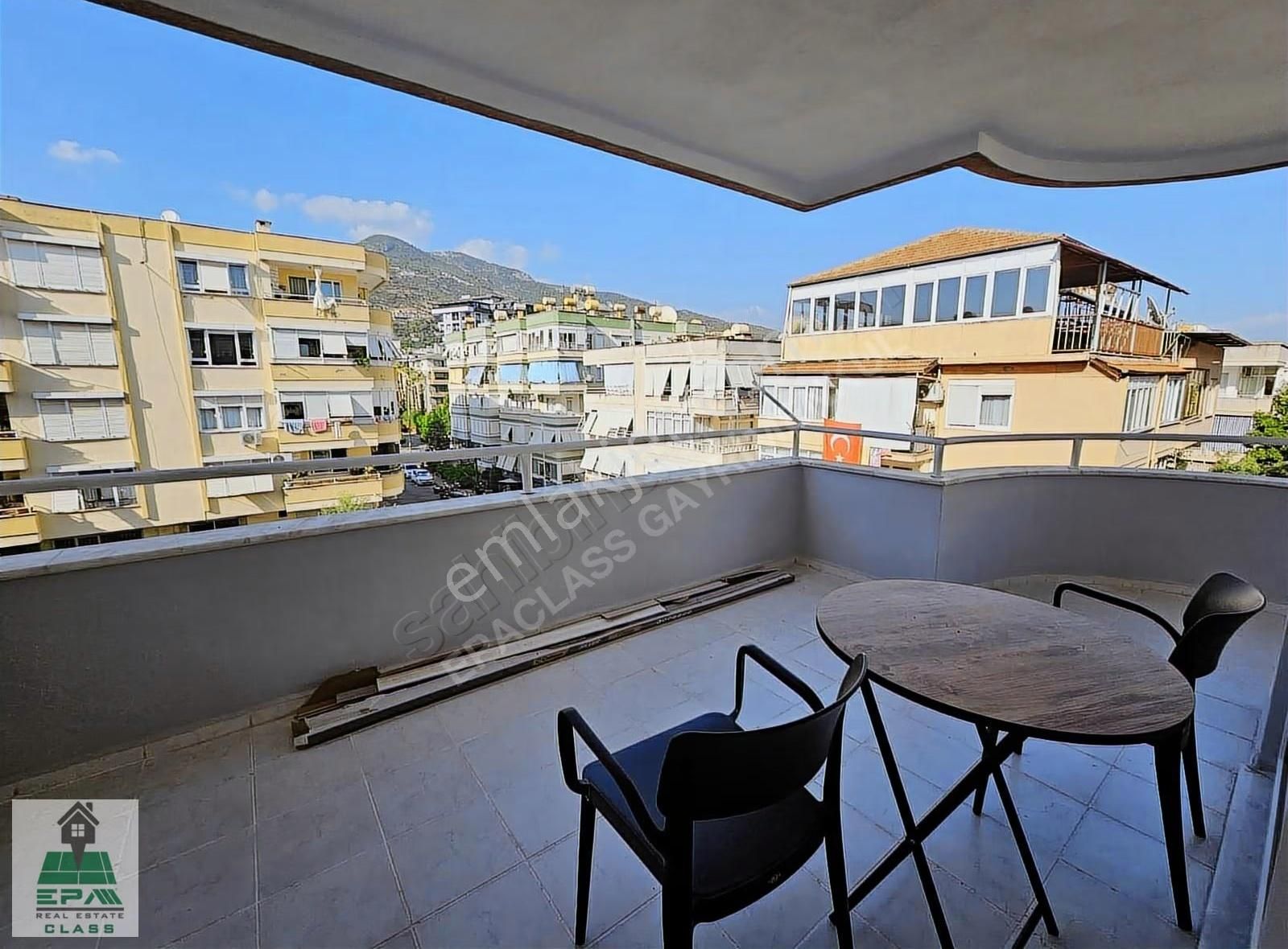 Alanya Merkezde Denize Yakın 3+1 Kiralık Eşyalı Daire - Görsel 13