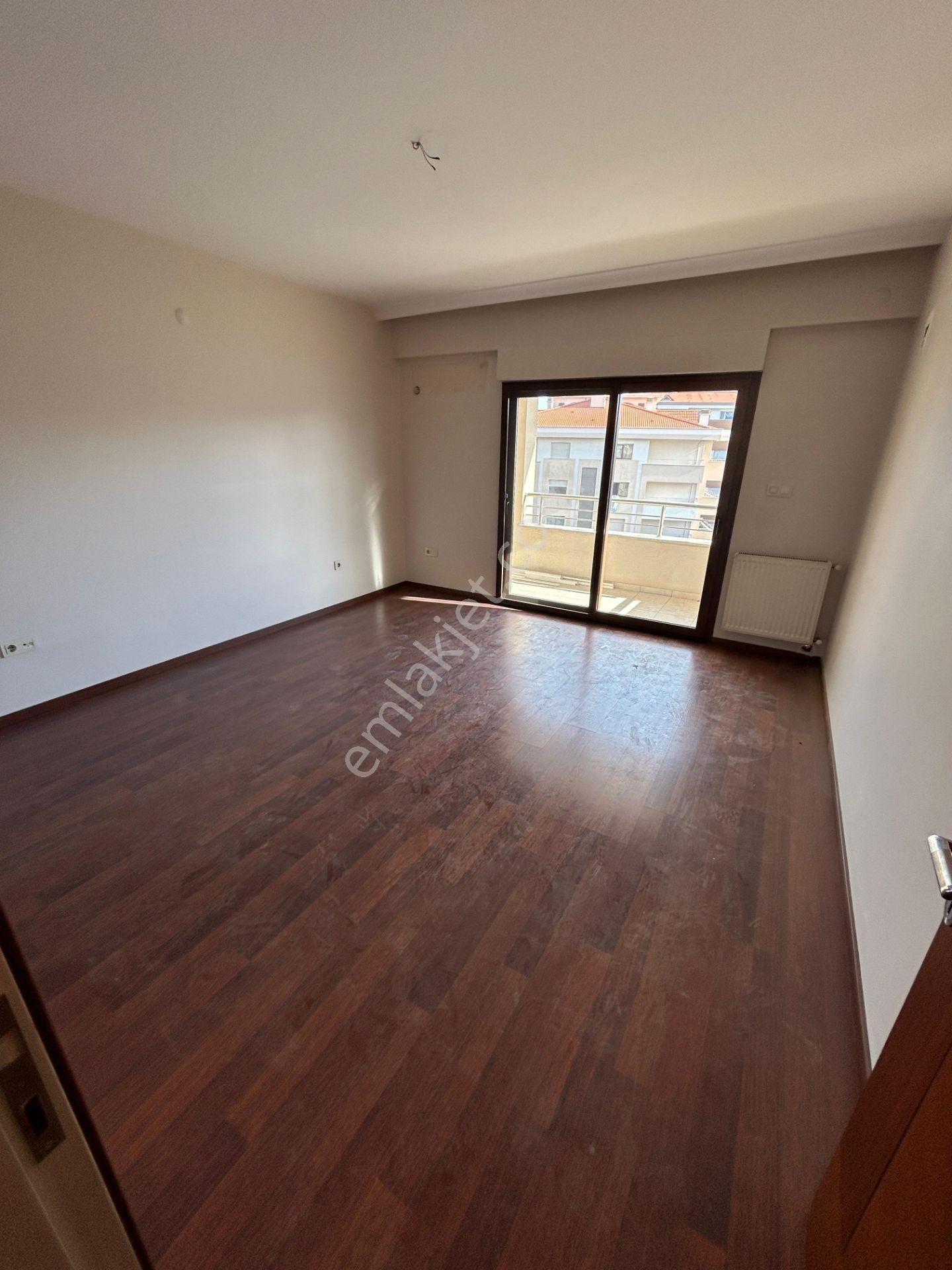 Gölkent Sitesinde Kaçırılmayacak 210m² 4+1 Kiralık Lüks Daire - Görsel 14