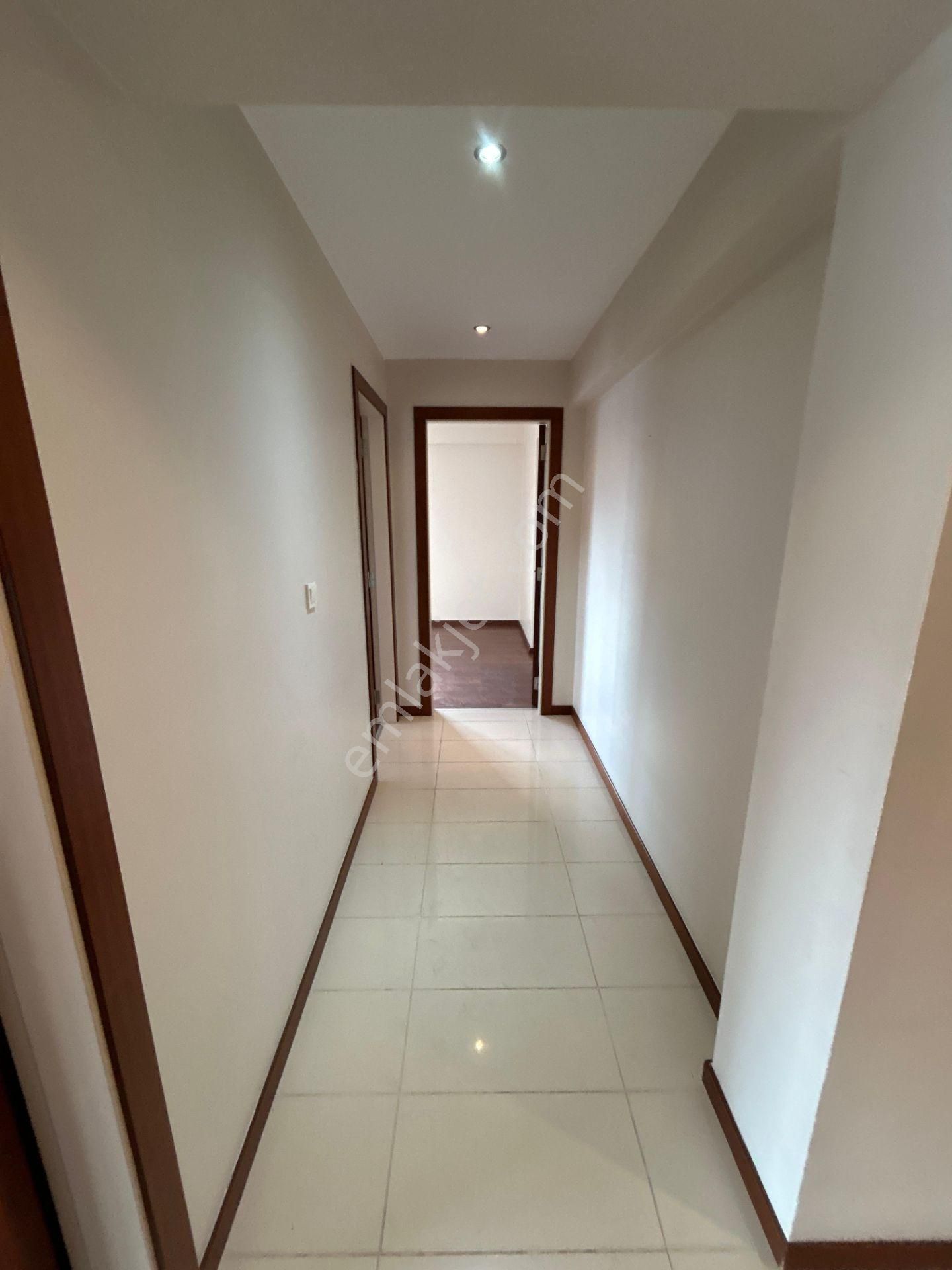 Gölkent Sitesinde Kaçırılmayacak 210m² 4+1 Kiralık Lüks Daire - Görsel 17