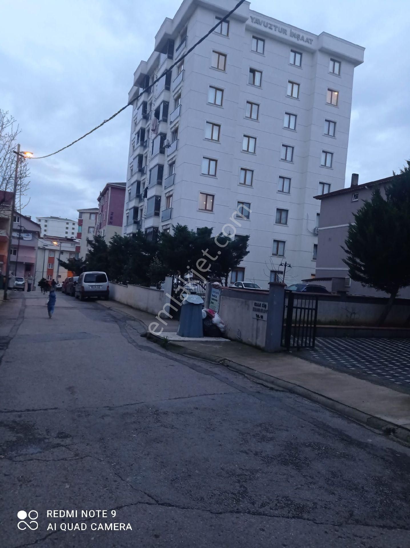 Şeref Emlak 'tan Pendik'de 8 Yıllık Bina'da İskanlı .! - Görsel 2