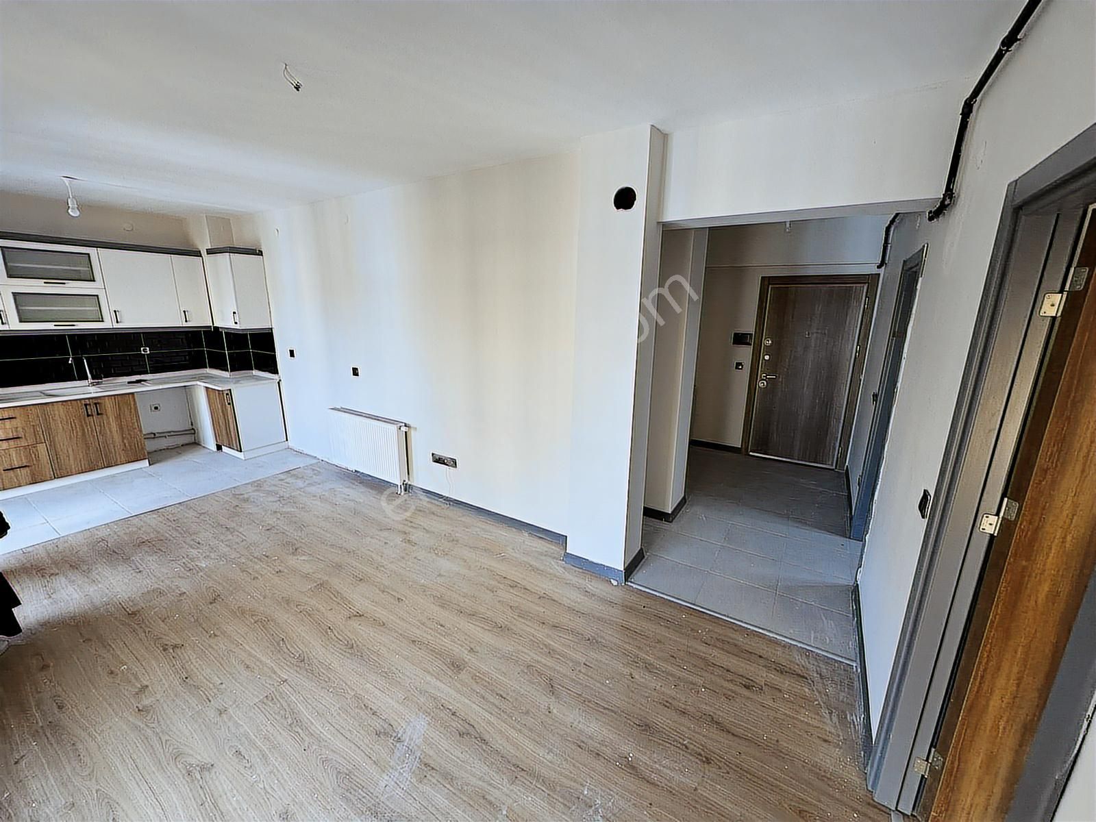 Şeref Emlak Toki 7/a 1. Etap 7.kat Balkonlu 1+1 Vialand Cephe - Görsel 8