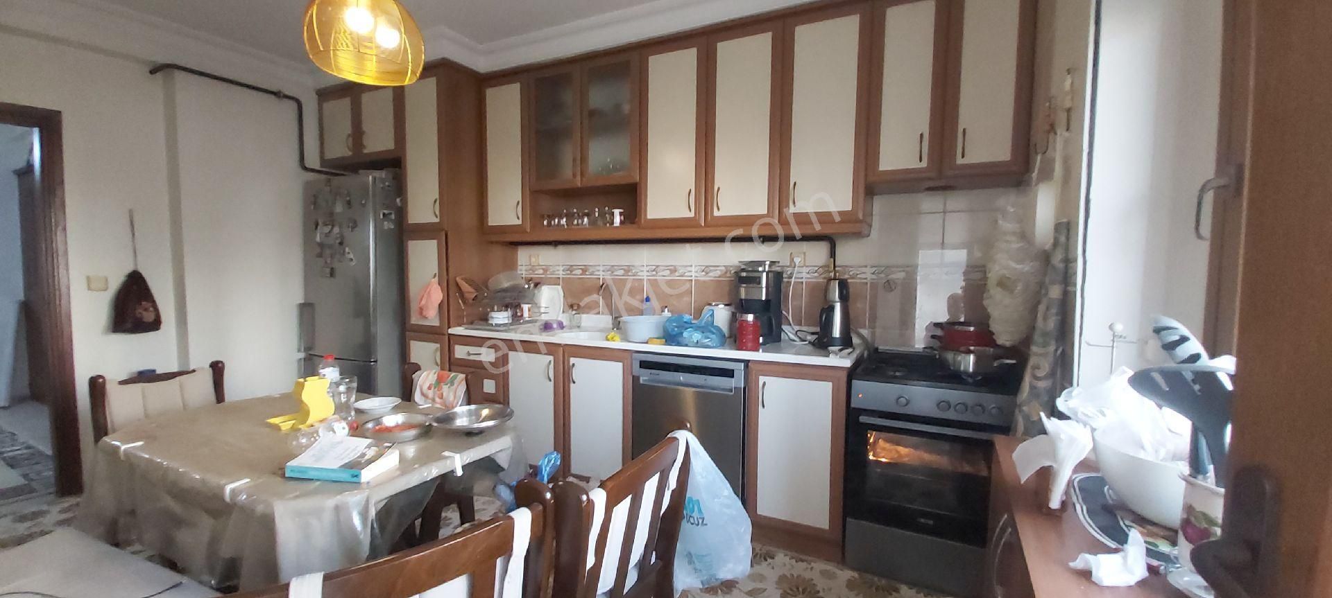 Huzurevleri Metro Yakını