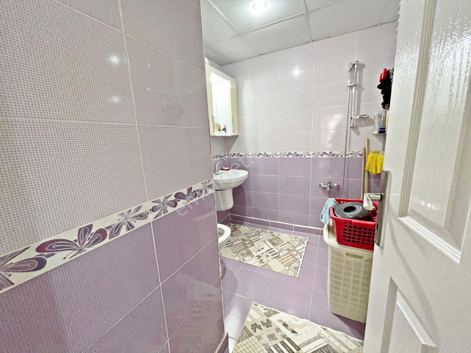 Merveşehir Çiçek Plaza Çevresi Önü Açık Az Katlı Çift Balkonlu 3+1 Daire - Görsel 17