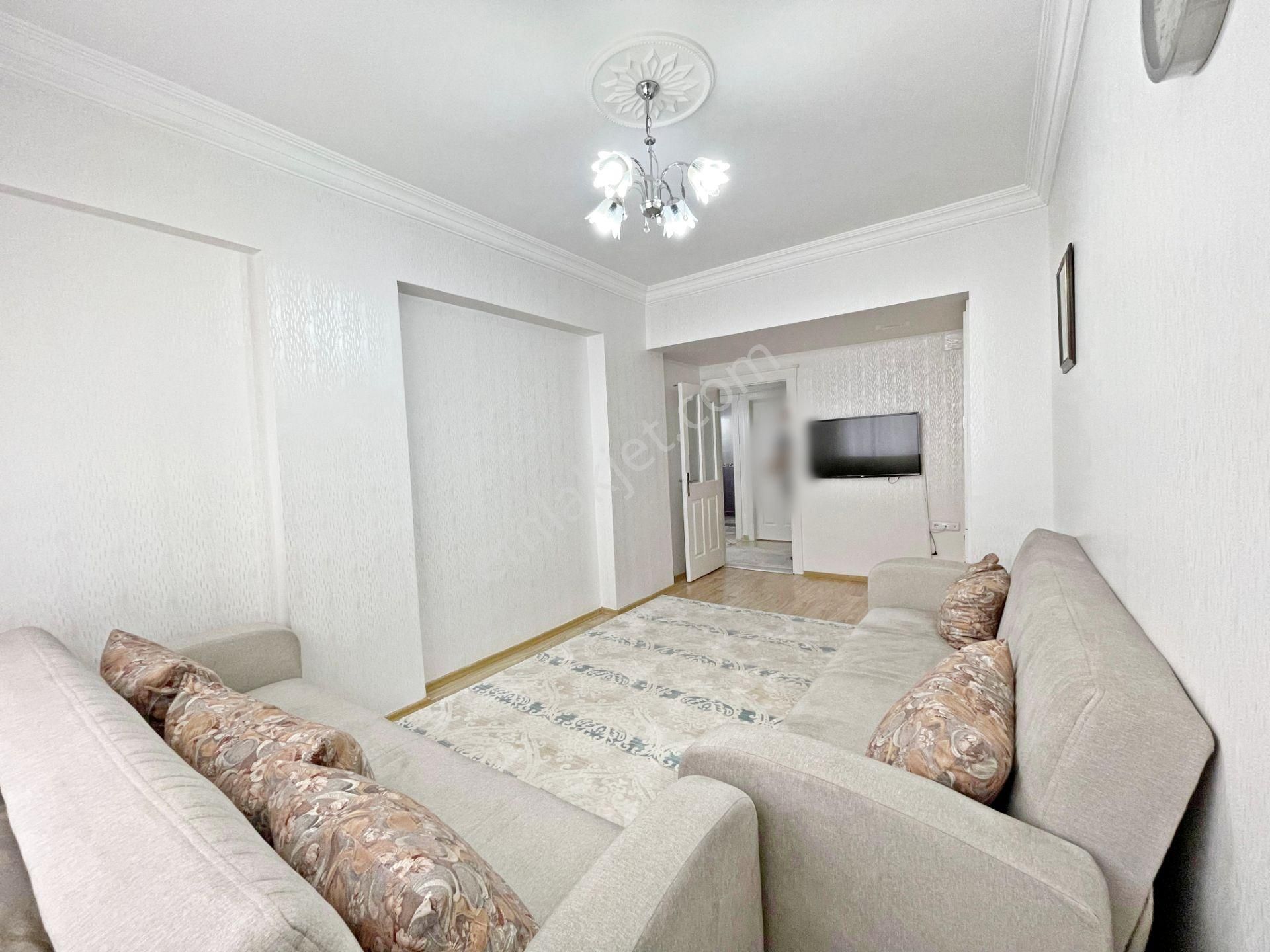 Merveşehir Çiçek Plaza Çevresi Önü Açık Az Katlı Çift Balkonlu 3+1 Daire - Görsel 10