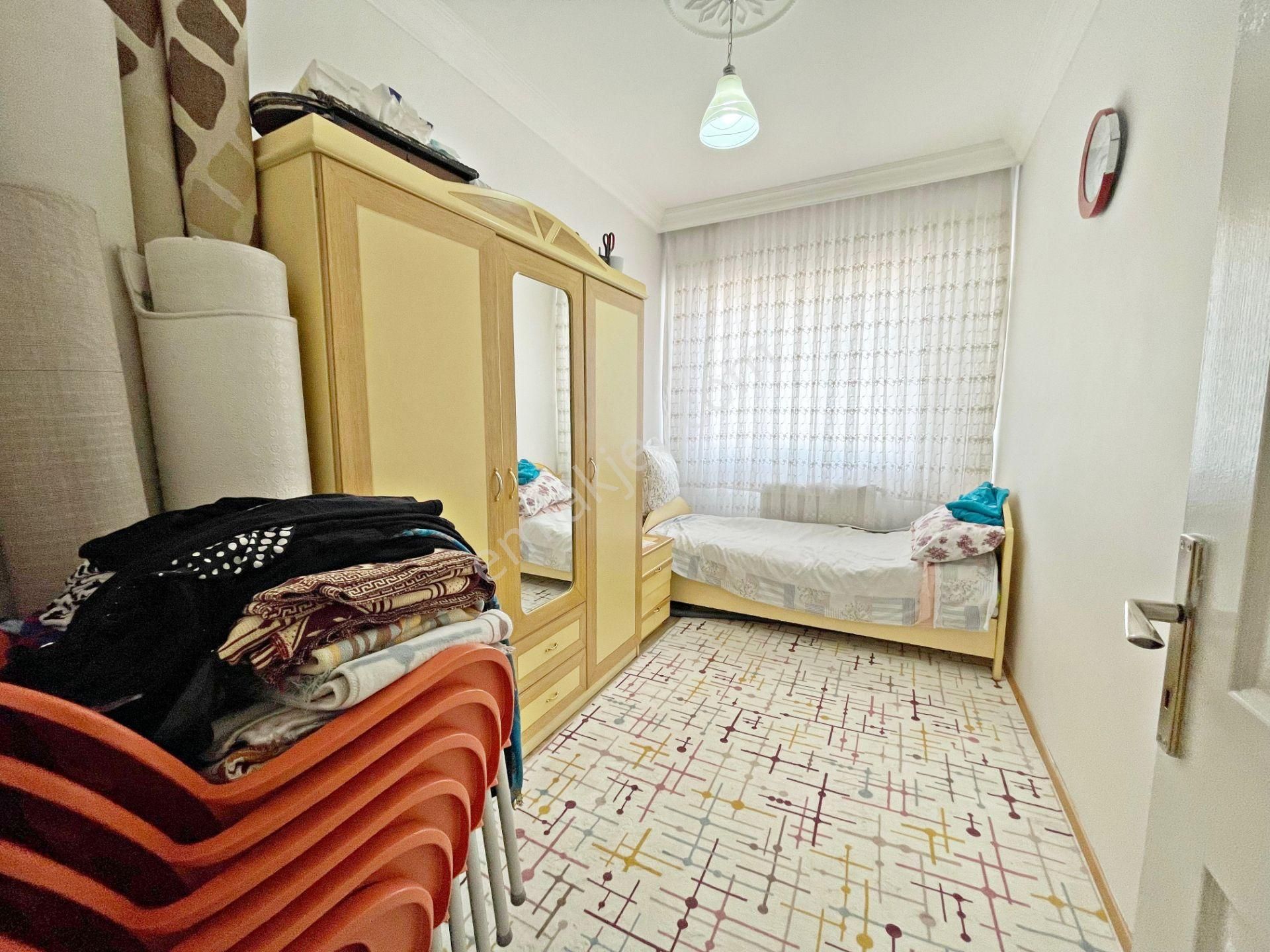 Merveşehir Çiçek Plaza Çevresi Önü Açık Az Katlı Çift Balkonlu 3+1 Daire - Görsel 11