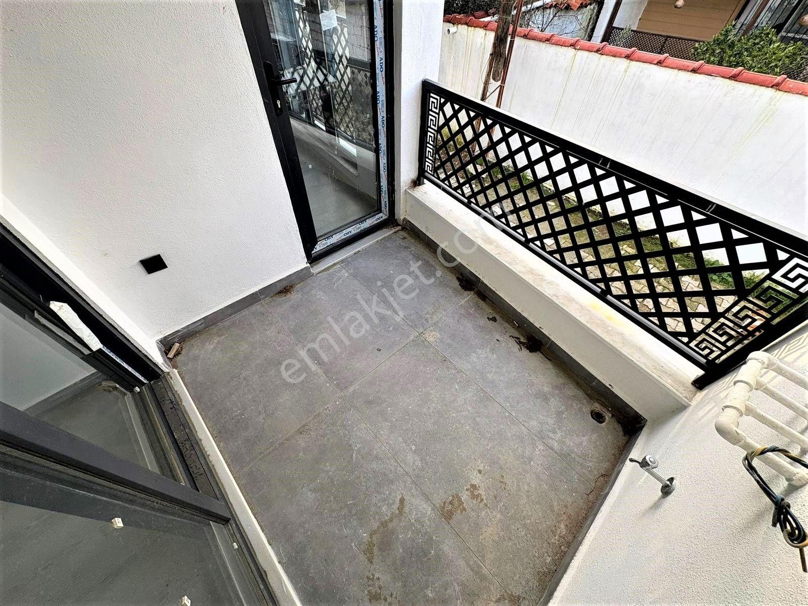 Alfa'dan Zeytinli'de Kiralık Doğayla İç İçe Huzuru Arayanlara Şık Tasarımlı 2+1 Daire - Görsel 14