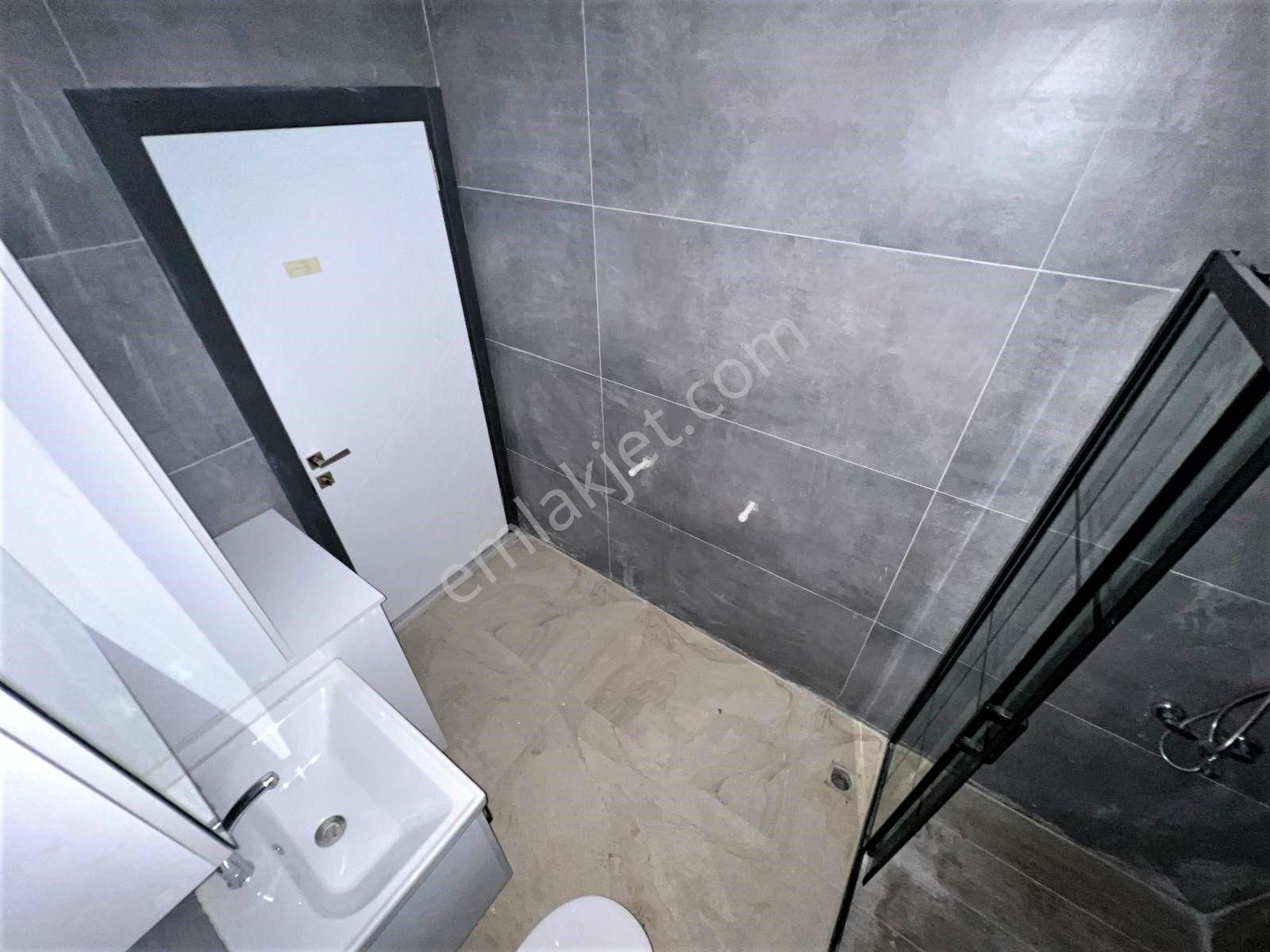 Alfa'dan Zeytinli'de Kiralık Doğayla İç İçe Huzuru Arayanlara Şık Tasarımlı 2+1 Daire - Görsel 31