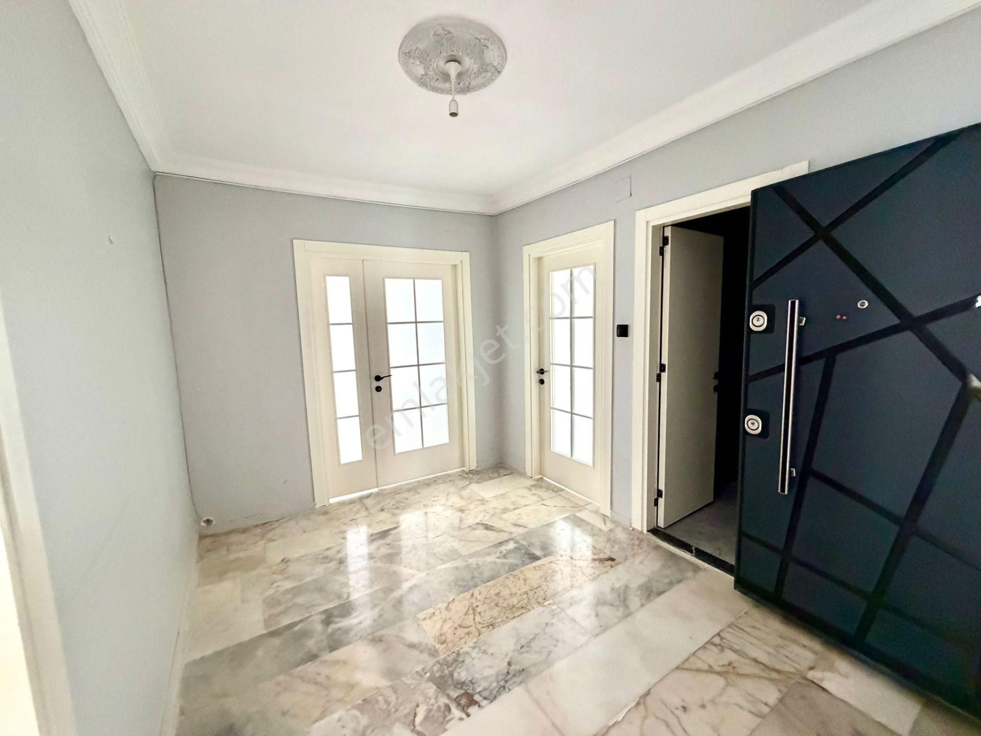 Tece'de Merkezi Konumda Site İçi Havuzlu Denize Sıfır 3+1 Daire - Görsel 10