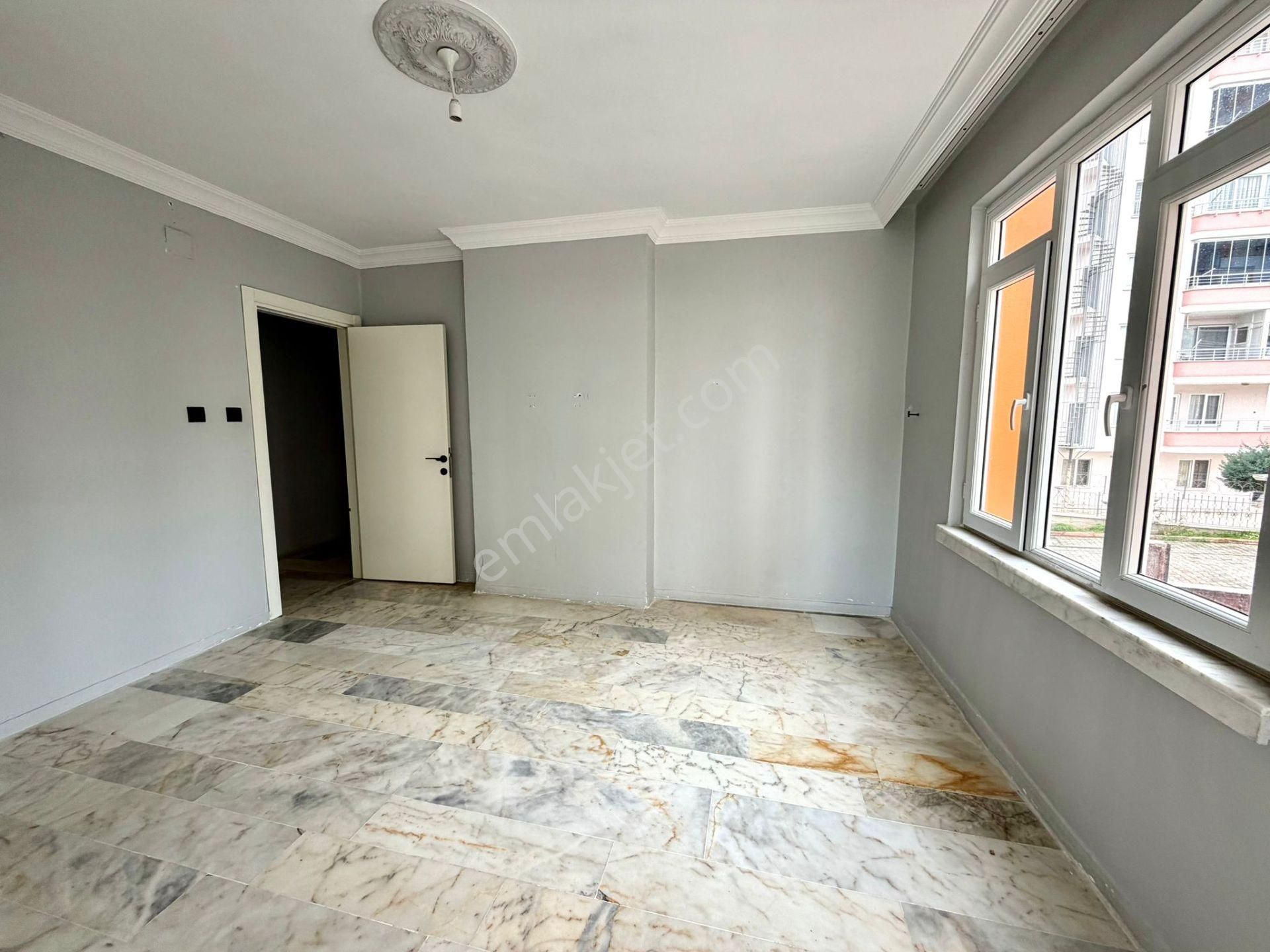 Tece'de Merkezi Konumda Site İçi Havuzlu Denize Sıfır 3+1 Daire - Görsel 19