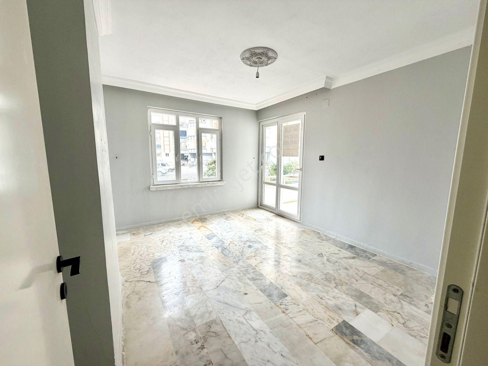 Tece'de Merkezi Konumda Site İçi Havuzlu Denize Sıfır 3+1 Daire - Görsel 17