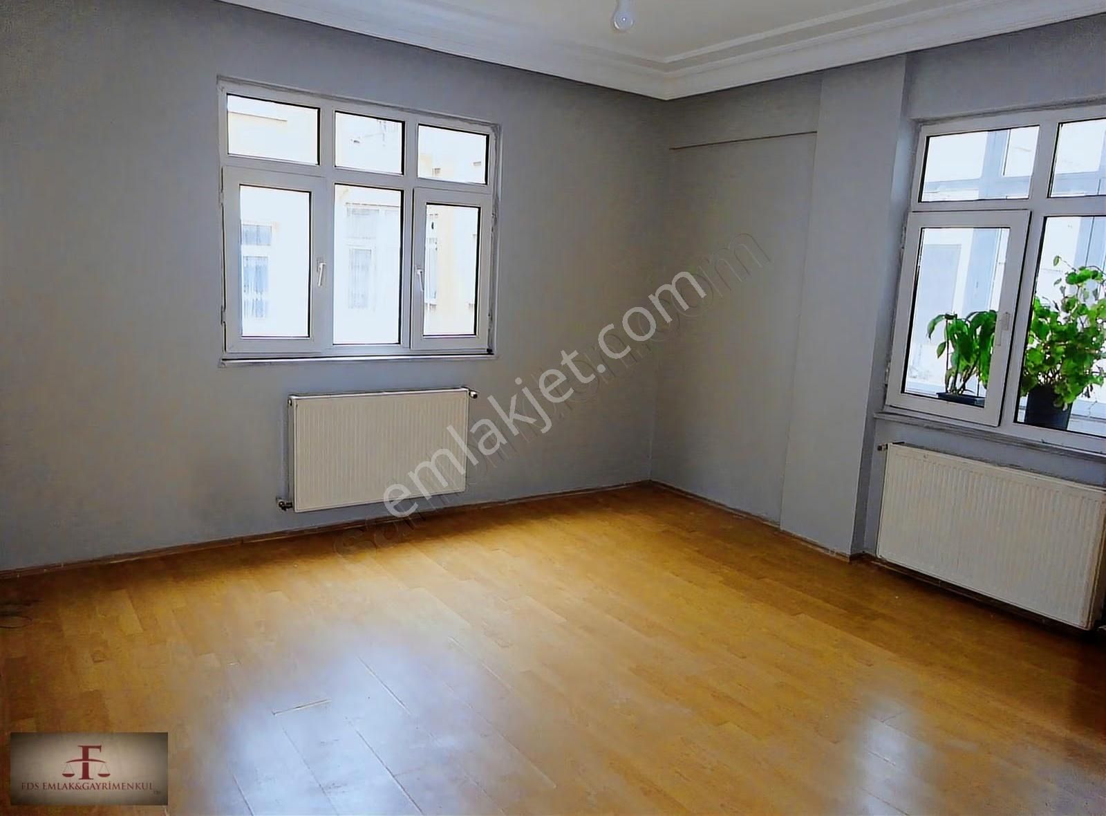 Bahçelievler Yenibosna Zafer Mah.kiralık 2+1 Daire