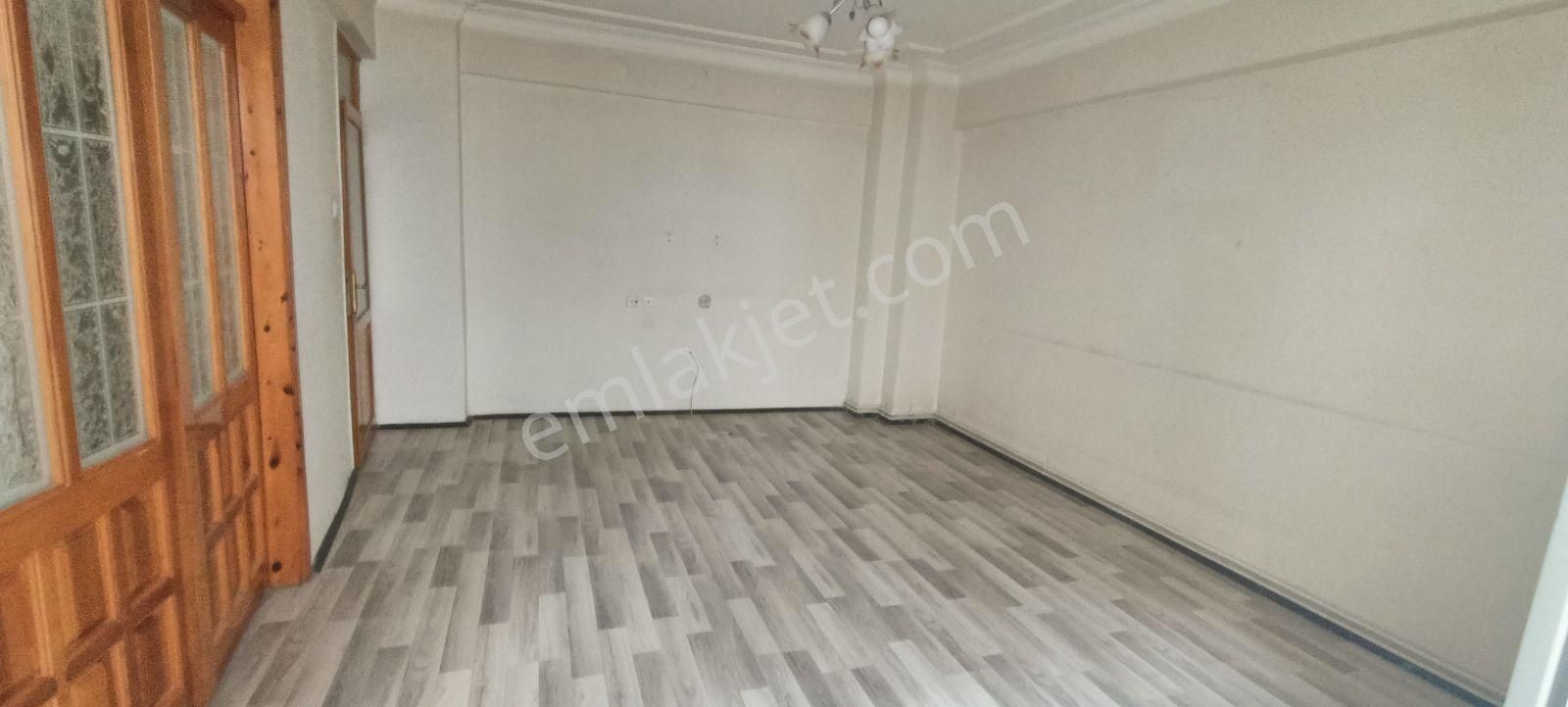 Merkez'de Hacıkaplanlar'da Arakat*3+1*i Kiralık Daire* - Görsel 2