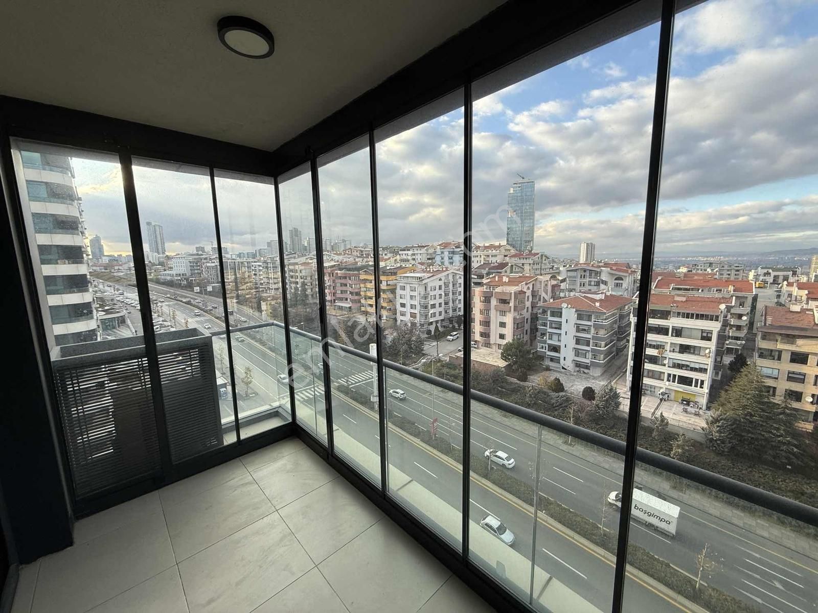 Başkent Emlak Konutları Kiralık 3.5+1 Cam Balkonlu Manzaralı - Görsel 8