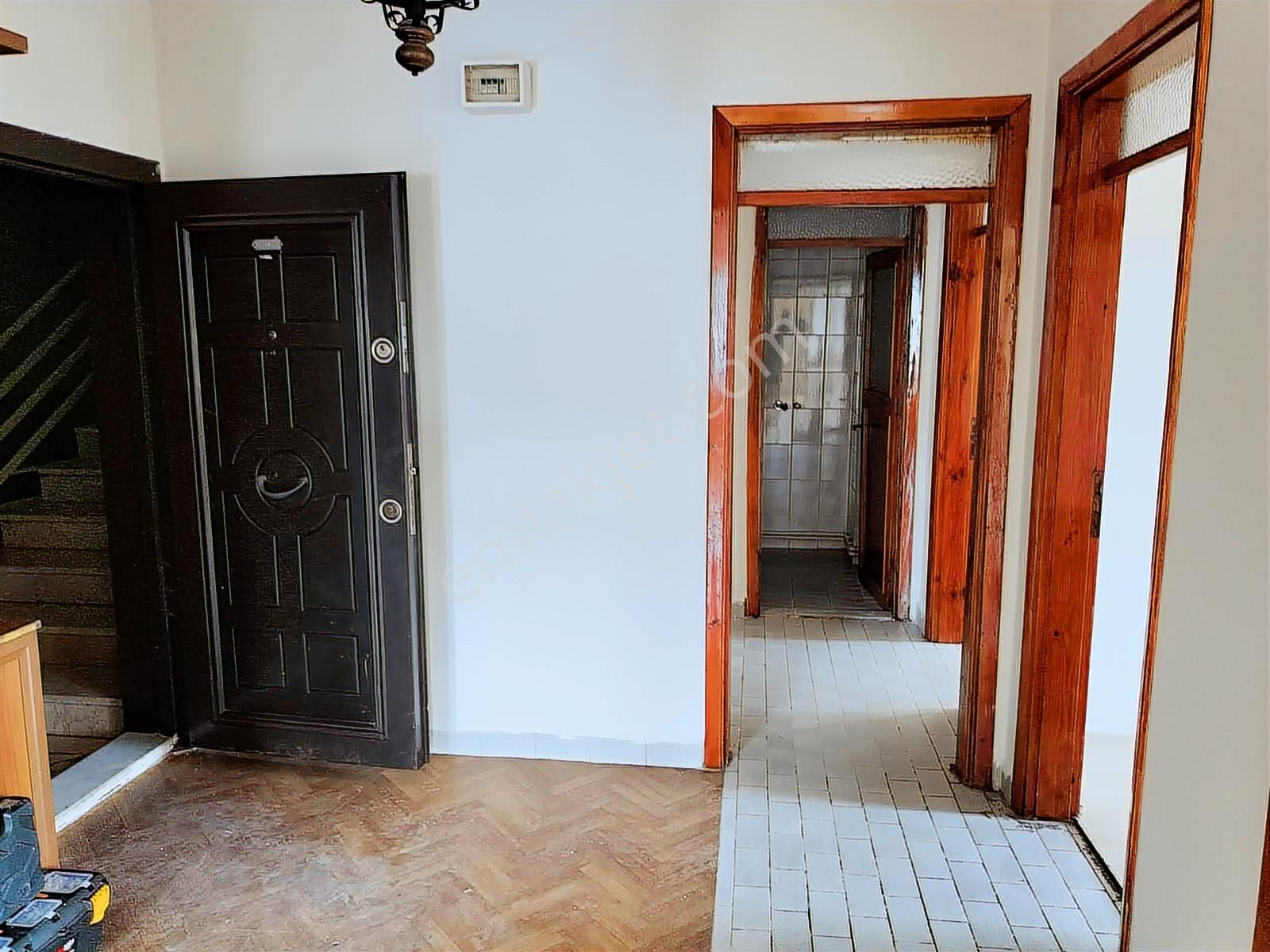 Adapazarı Karaosman Mahallesinde 3+1 Kiralık Daire - Görsel 13