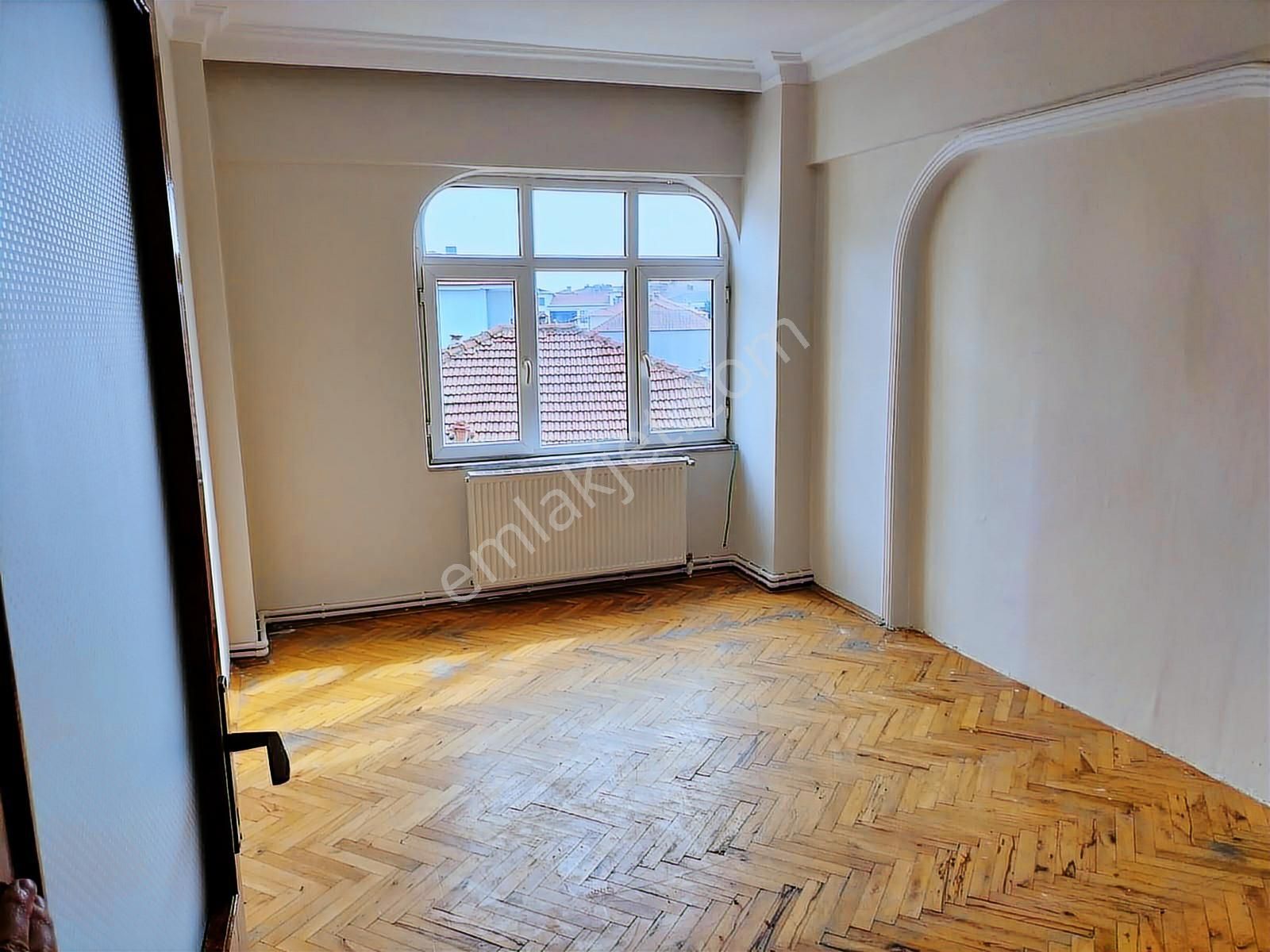 Adapazarı Karaosman Mahallesinde 3+1 Kiralık Daire - Görsel 8