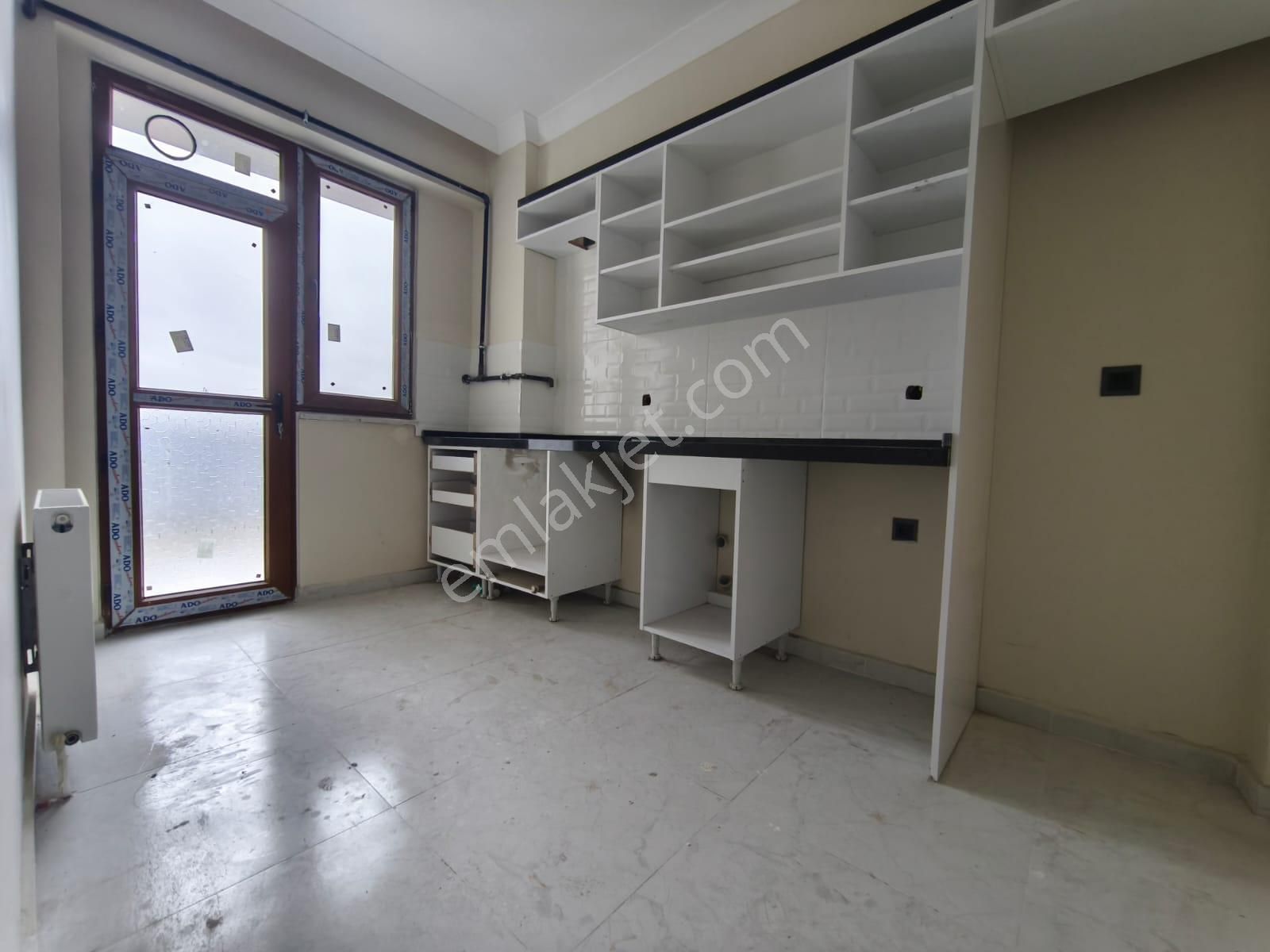 Acil Sultanbeyli Memet Akif Mah Satılık 90 M.2+1 Lüks Daire - Görsel 8