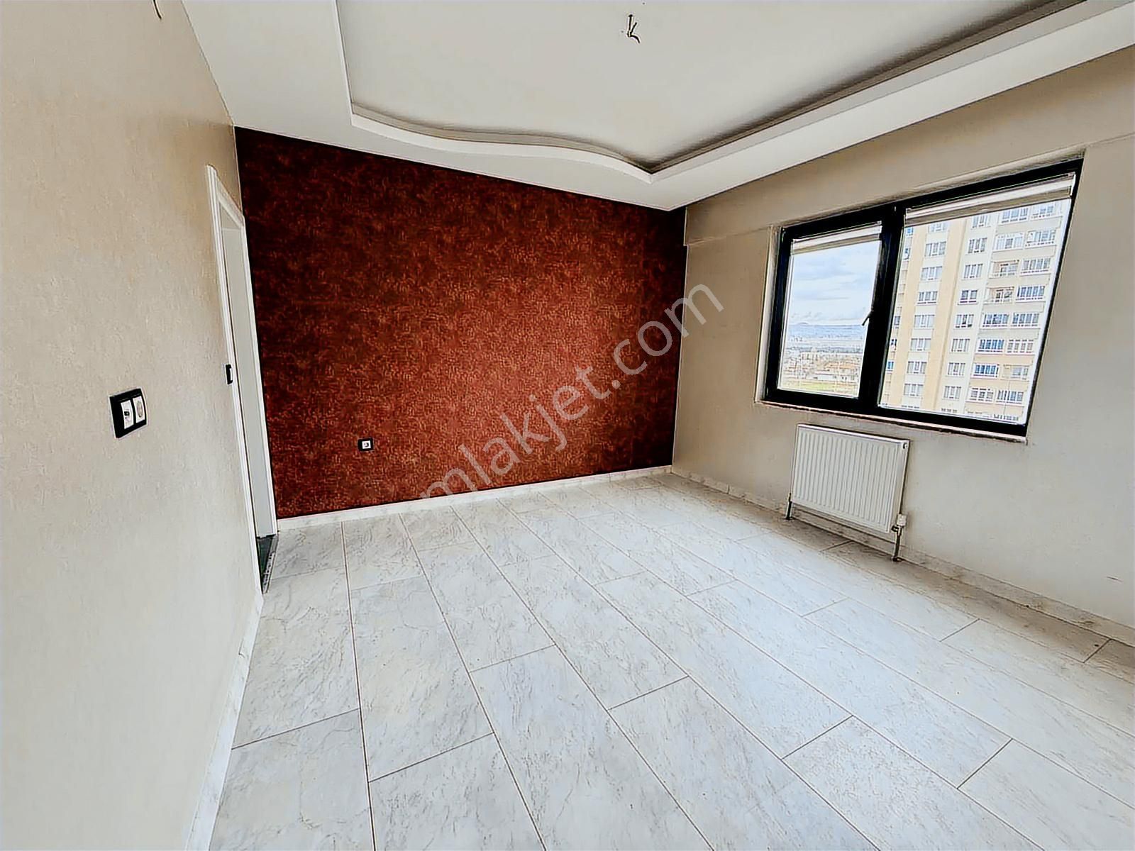 Acil Satılık Kısa Süreliğine Zümrüt Mah. - Görsel 17