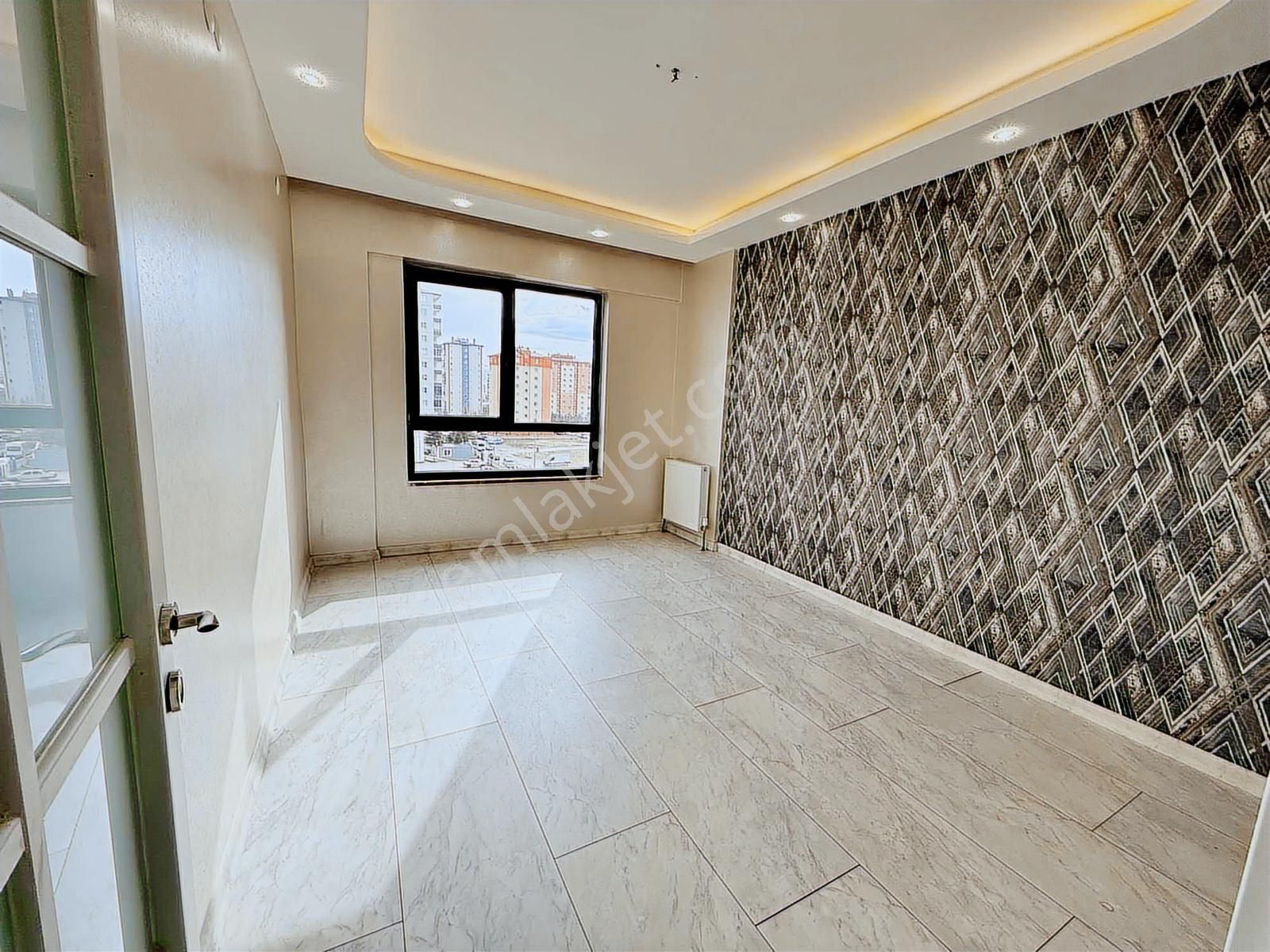 Acil Satılık Kısa Süreliğine Zümrüt Mah. - Görsel 15