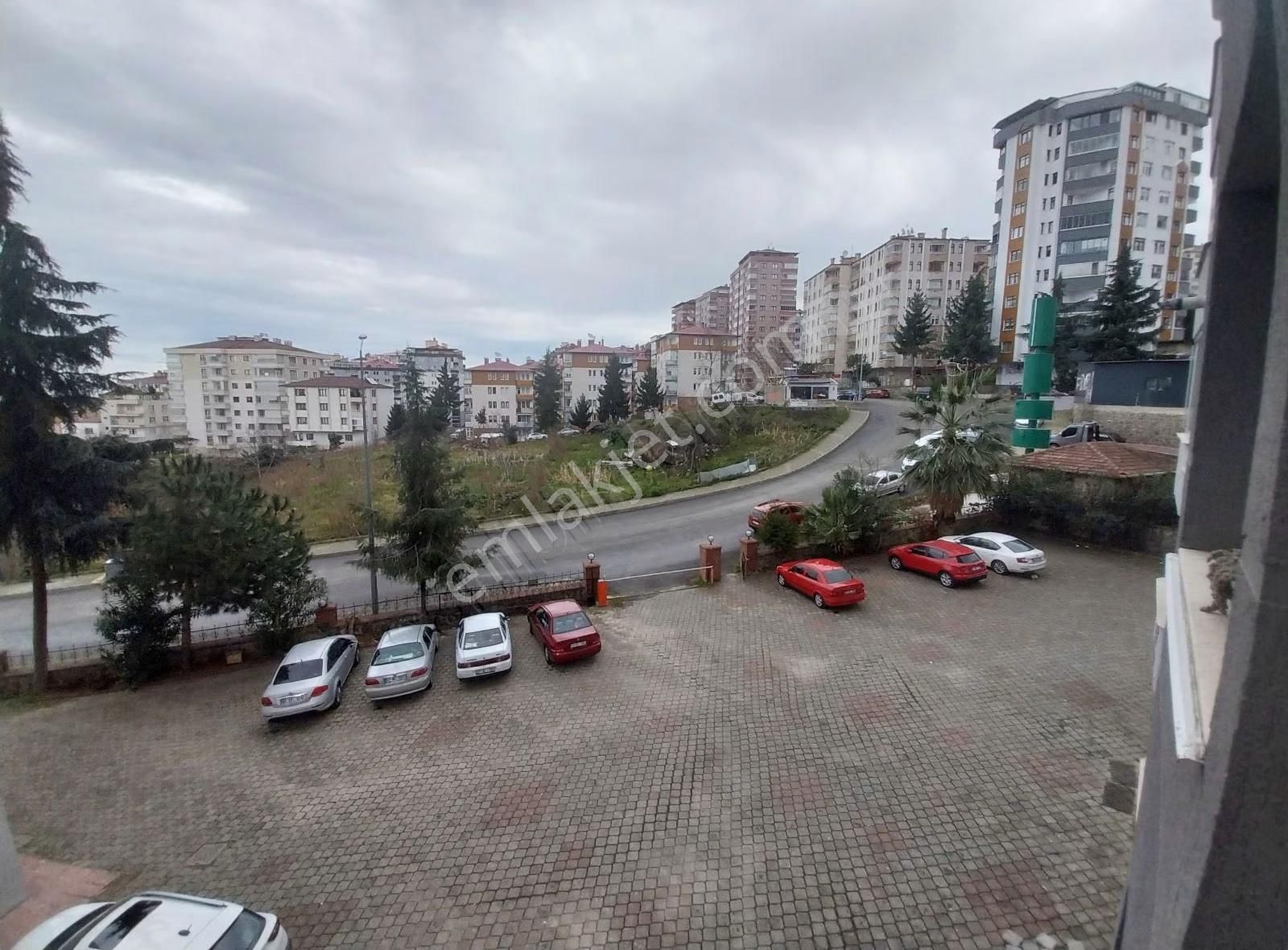Aydınlıkevler'de Merkezi Konumda 3+1 Daire - Görsel 24