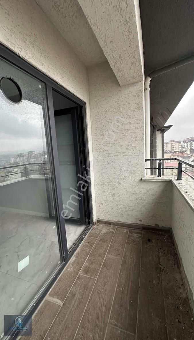 Cadde Üzerinde Lüks 3+1 Her Yere Ulaşım Açıklama Oku! - Görsel 18