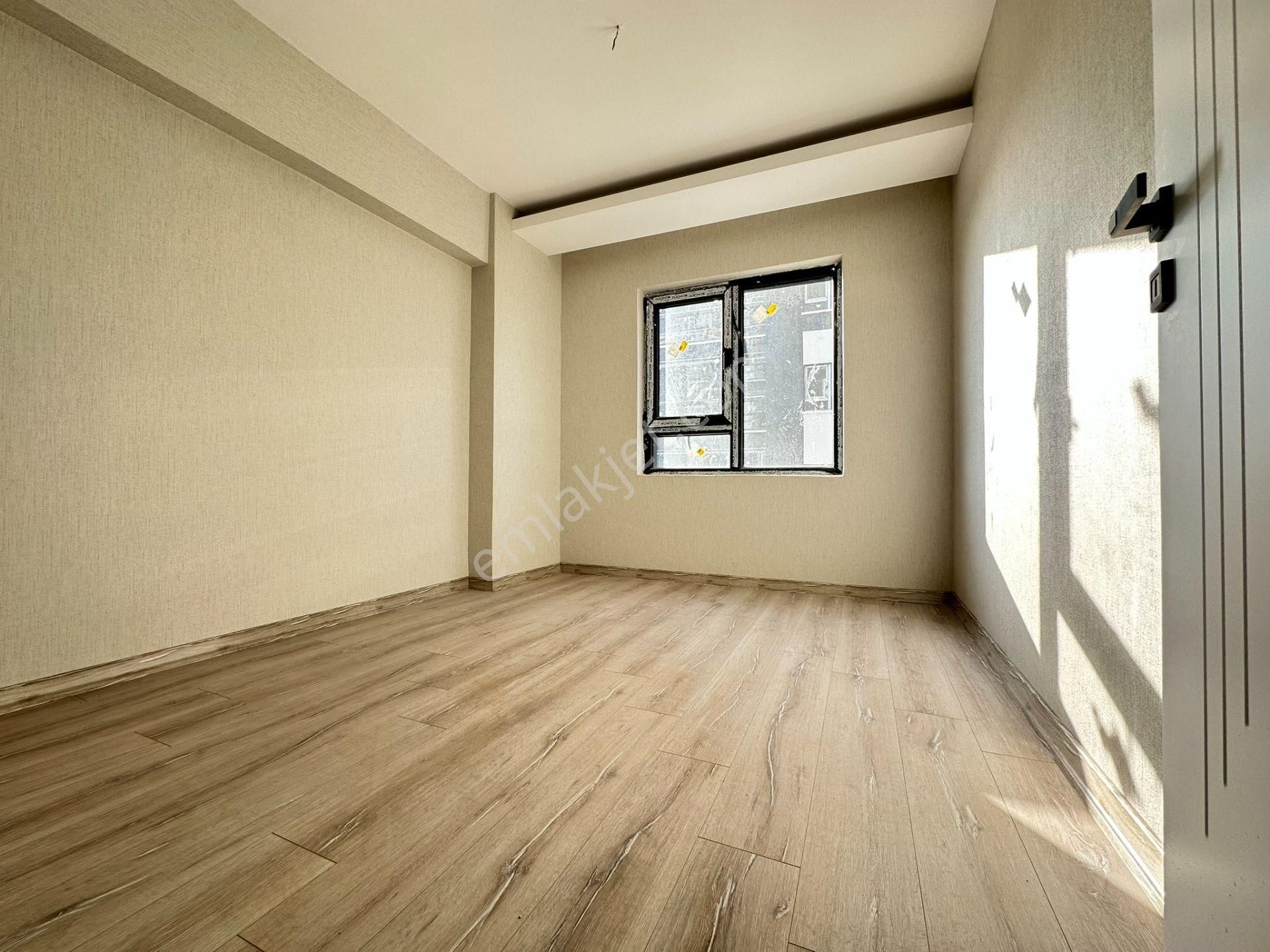 Pursaklar Mehmet Zengin Emlak'tan Otoparklı Çift Banyolu 6.kat 4+1 Lüks Sitede Daire - Görsel 18