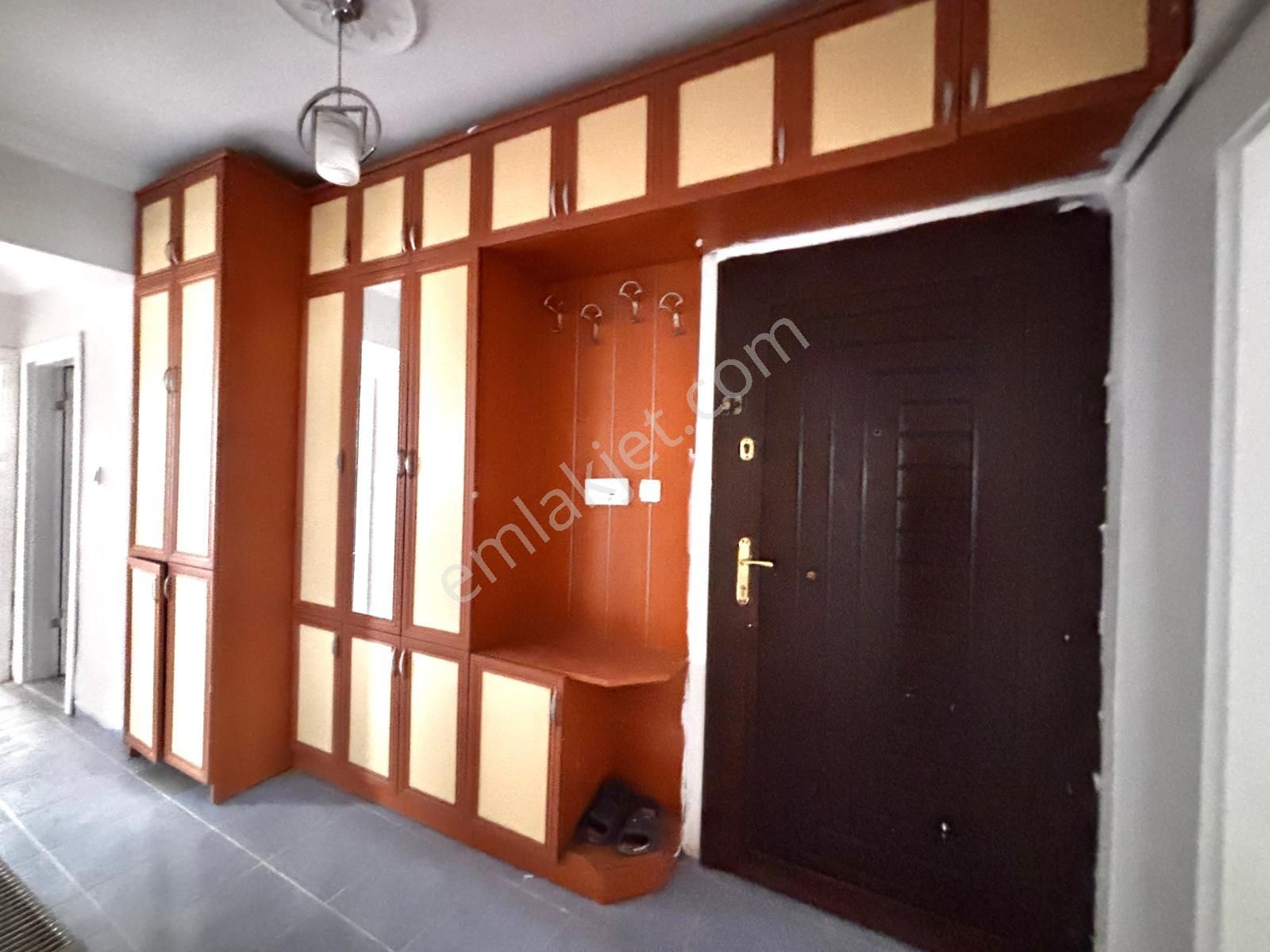 Yılmaz Gayrimenkul Den Andiçen Mah 3+1 Kat Konumunda Katta Tek Daire 130 M2 2.949 Pazarlıkl - Görsel 25