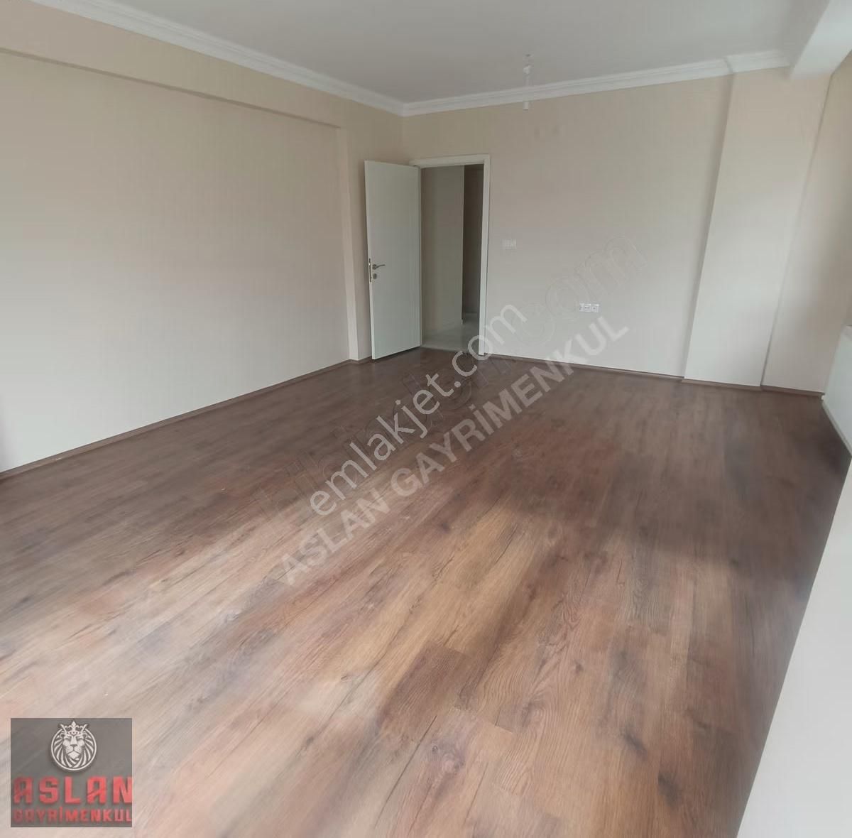 Aslan Emlak Gayrimenkulden Kiralık 3+1 - Görsel 12