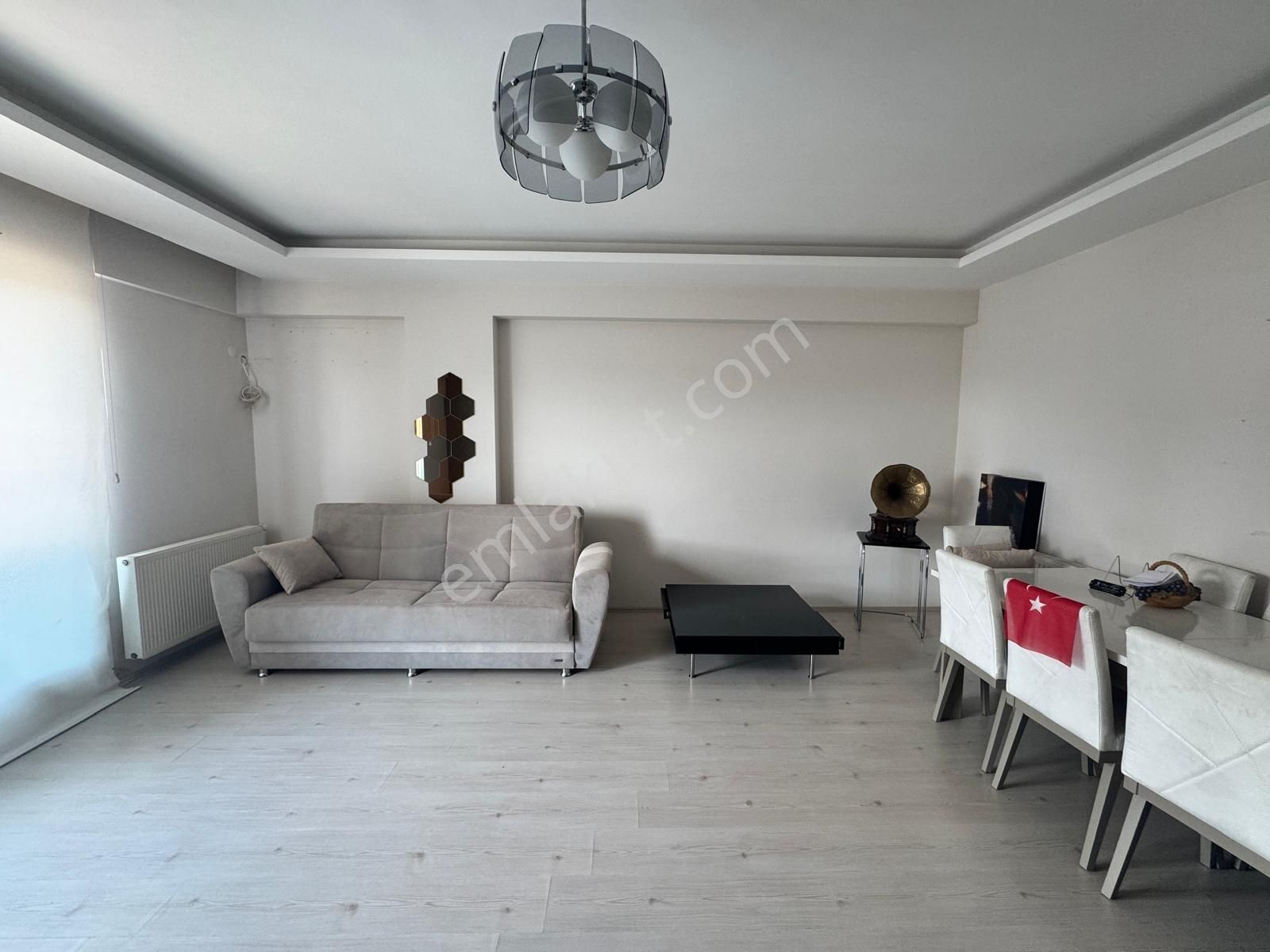 Kaçmazer'den Gölet Ve Sağlık Meslek Lisesi Yakını 3+1 Kiralık Da - Görsel 12