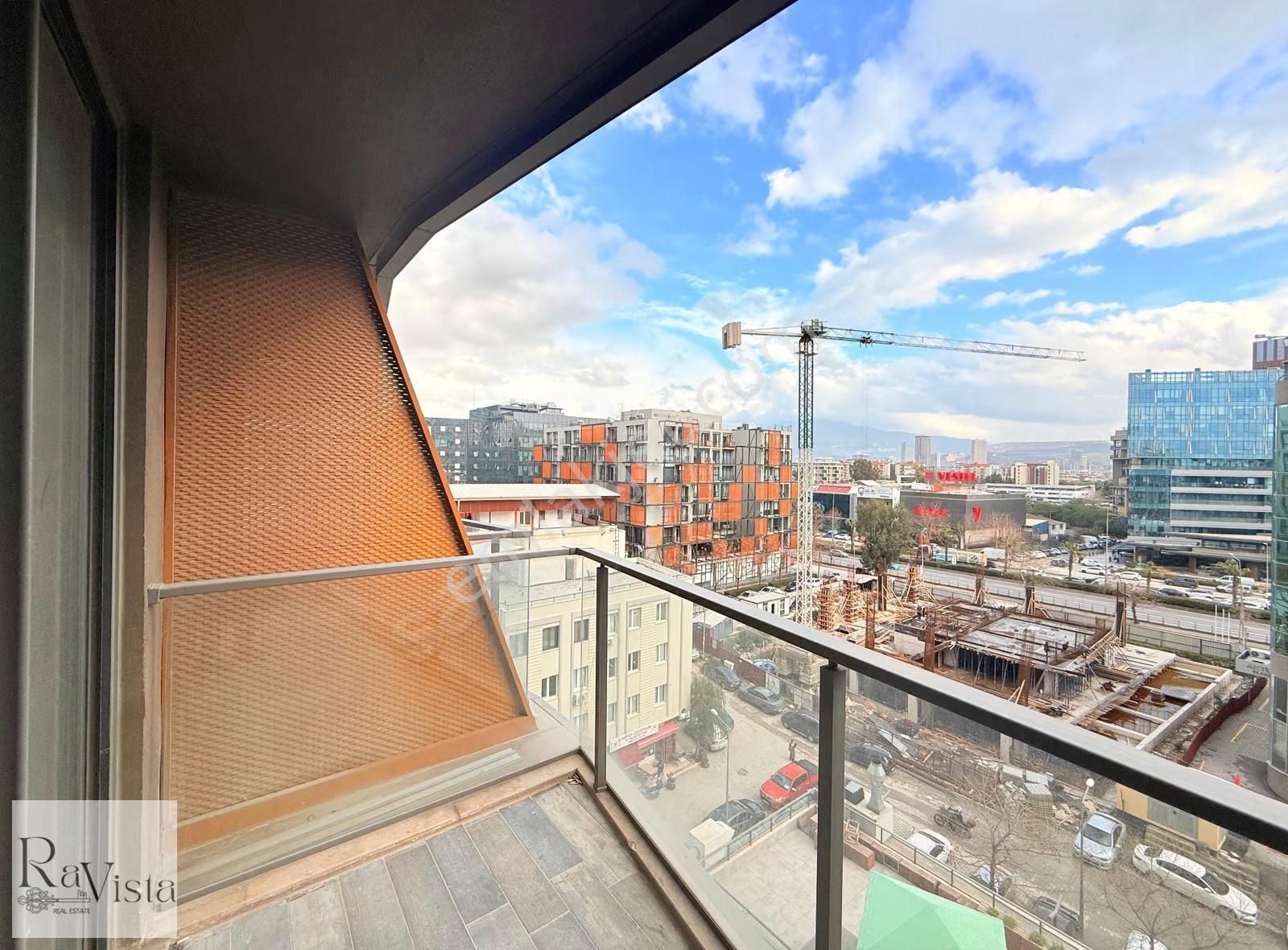 Bayraklı Ontanda Yüksek Standartlı Kiralık 1+1 Daire - Görsel 7