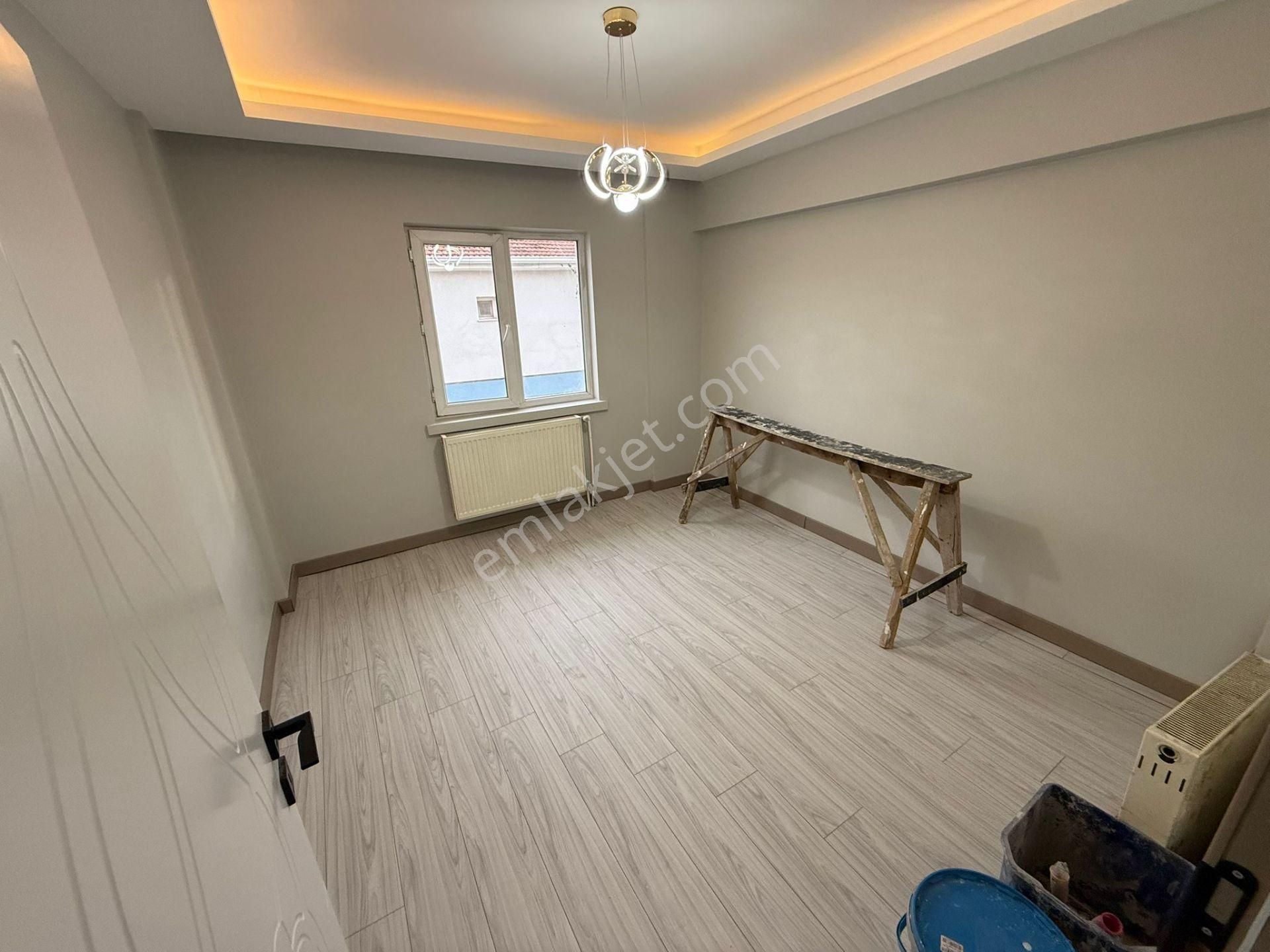 Akşemsettin Mah'de 3+1 Katta Güney Cephe Full Yapılı Daire - Görsel 18