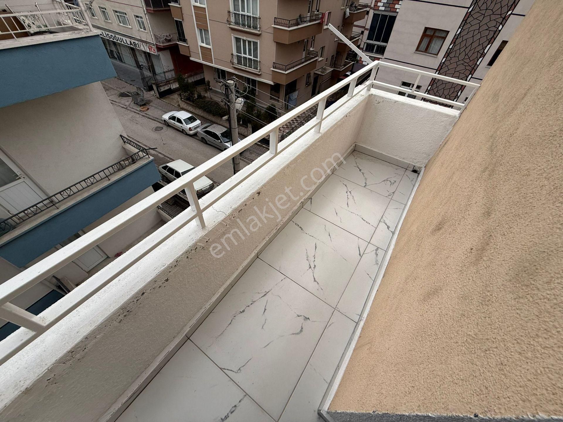 Akşemsettin Mah'de 3+1 Katta Güney Cephe Full Yapılı Daire - Görsel 23