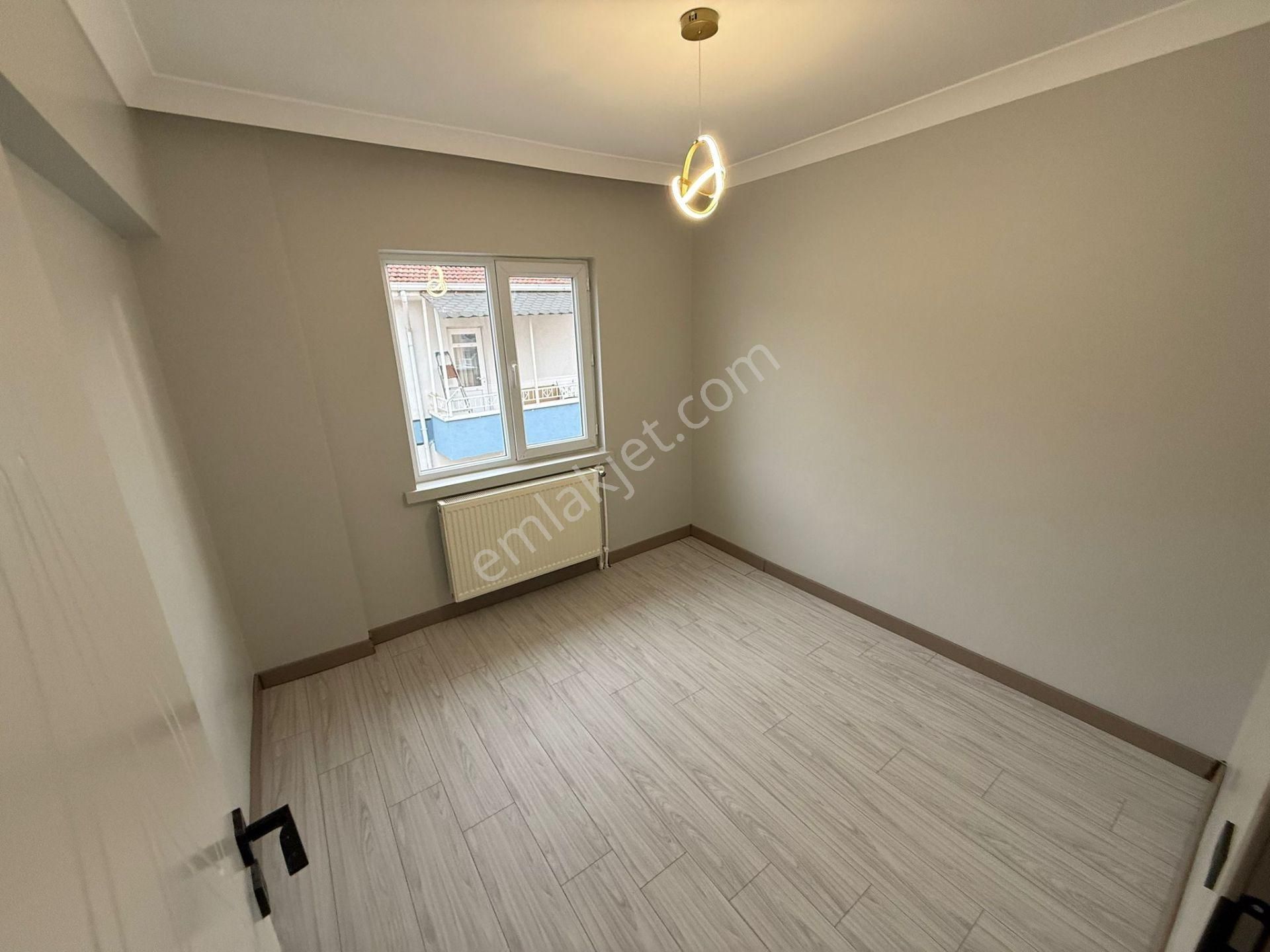 Akşemsettin Mah'de 3+1 Katta Güney Cephe Full Yapılı Daire - Görsel 19