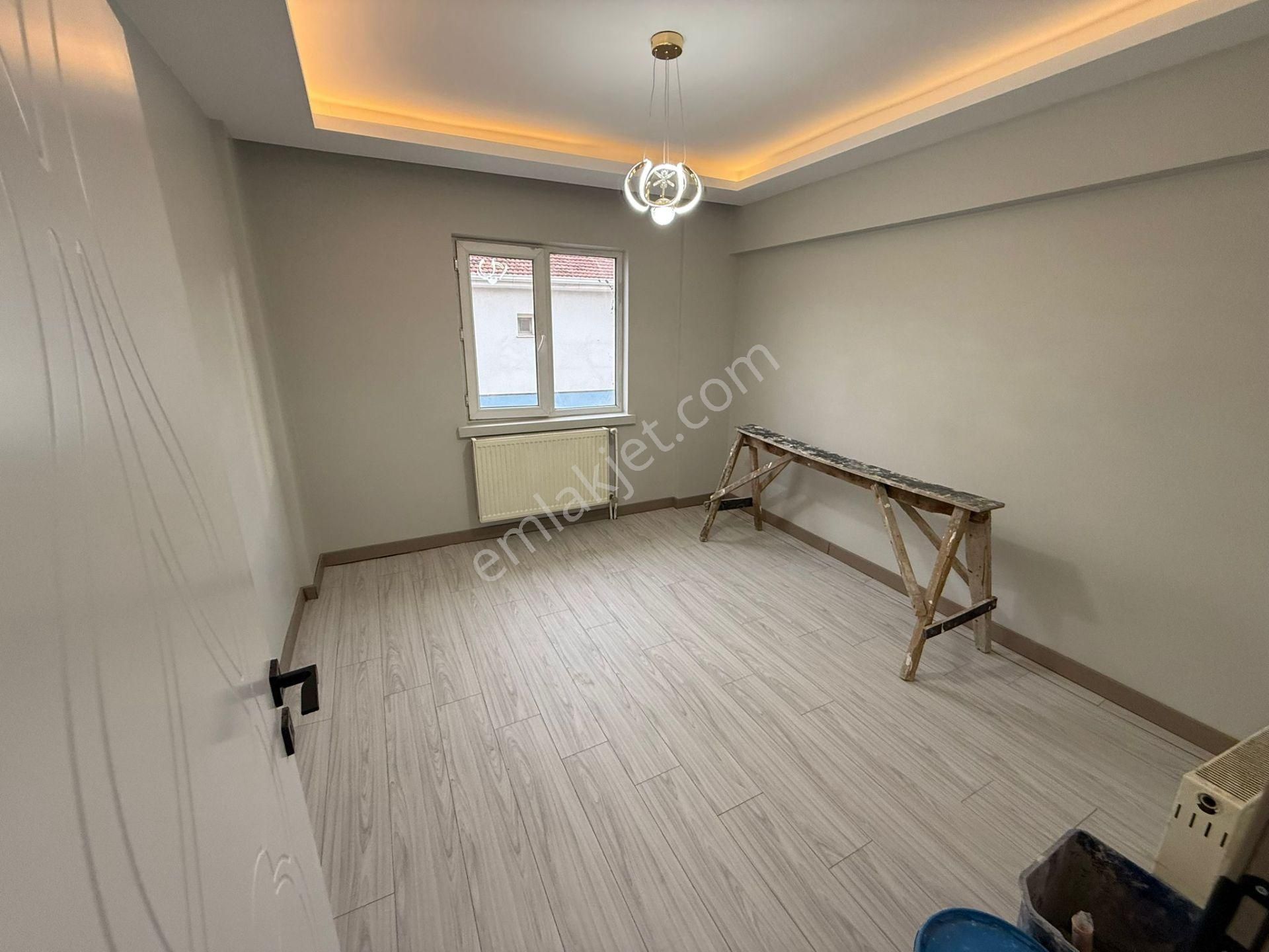 Akşemsettin Mah'de 3+1 Katta Güney Cephe Full Yapılı Daire - Görsel 17