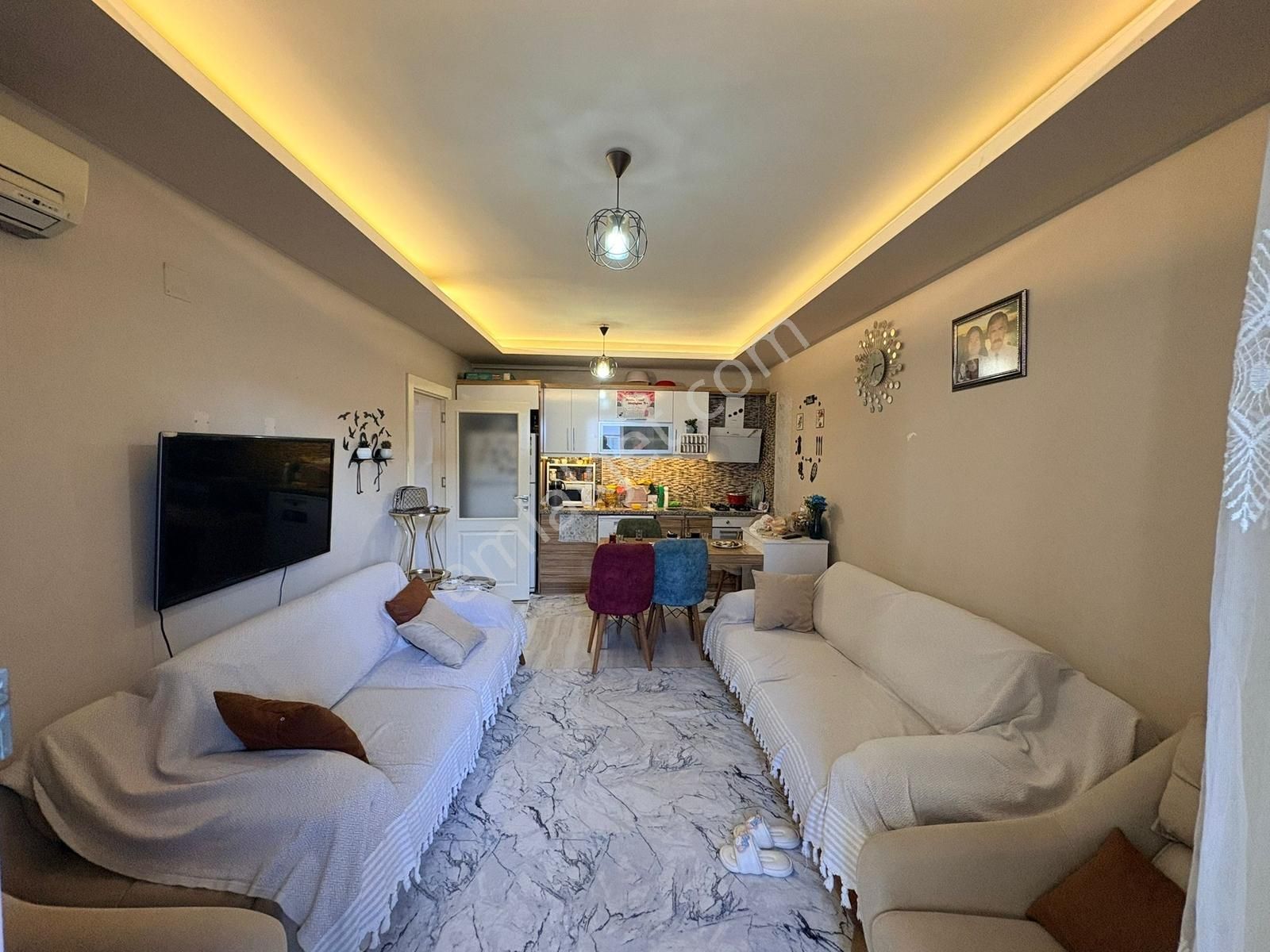 Barış Mah'de Geniş Oturumlu Merkezi Konumlu 1+1 Satılık Daire - Görsel 2