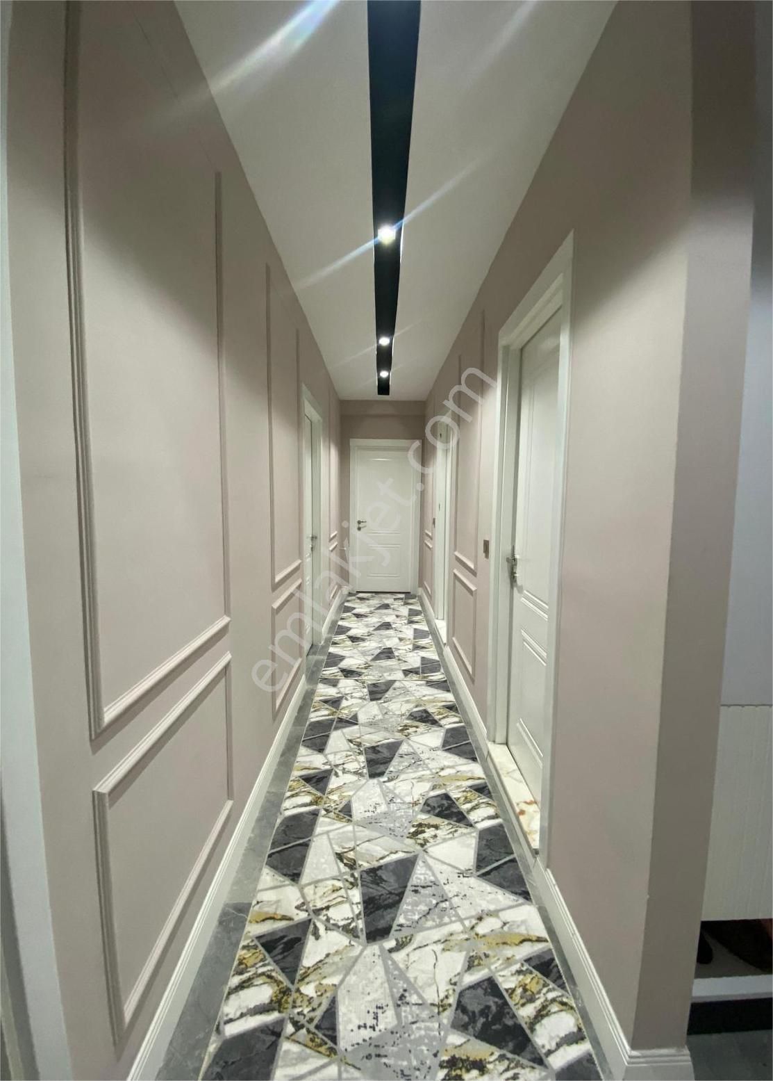 Erdemli Kargıpınarı'nda Satılık 2+1 Havuzlu Daire