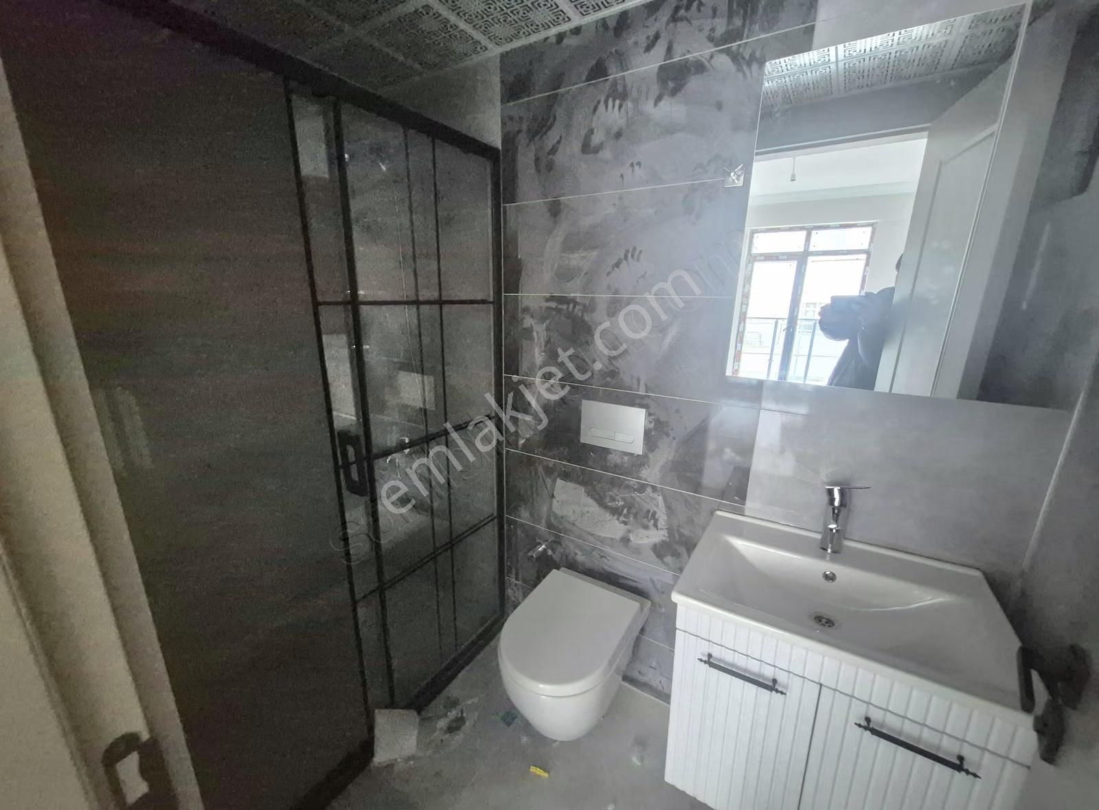 Yüksek Kredi İskanlı Ebeveyn Banyolu 2+1 Sıfır Satılık Daire - Görsel 2