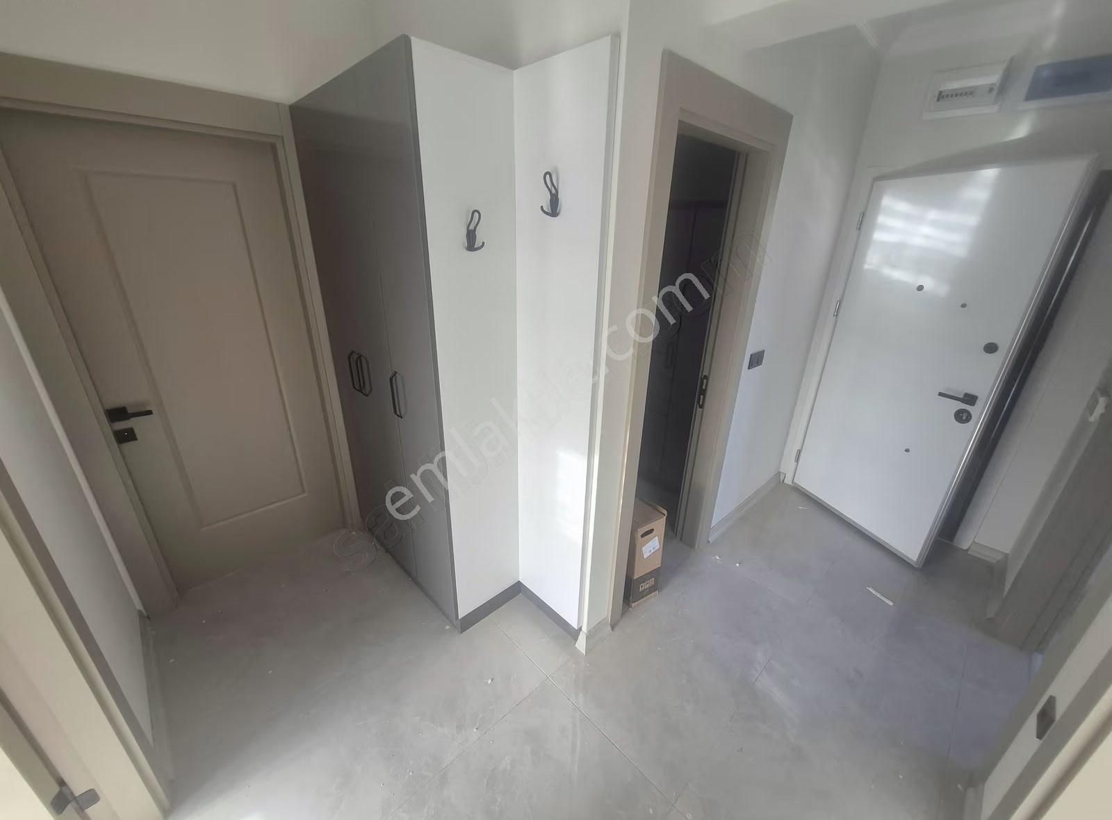 Yüksek Kredi İskanlı Ebeveyn Banyolu 2+1 Sıfır Satılık Daire - Görsel 12