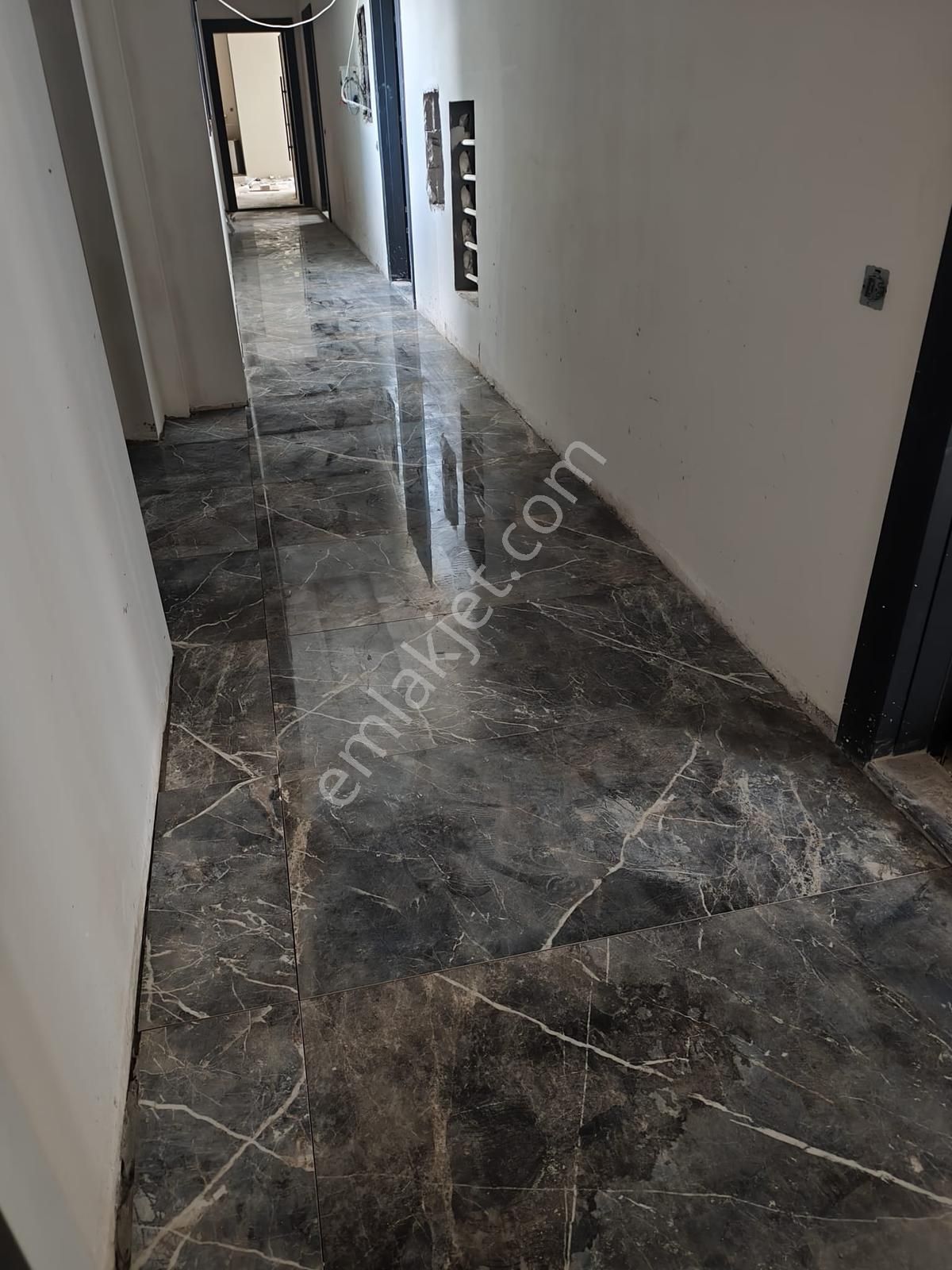 Akdeniz Mah'de Sosyal Alanlı Site İçi 1+1 Kiralık Lüx Daire - Görsel 6