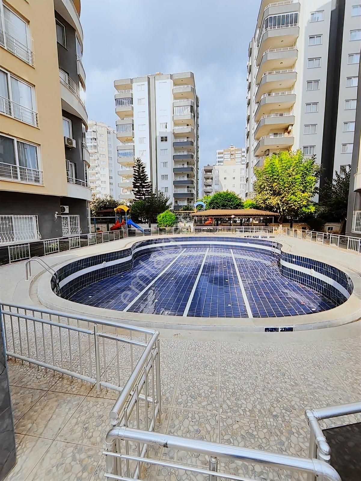 Merkez Mah'de Site İçi Havuzlu Geniş Oturumlu Satılık 3+1 Daire - Görsel 16