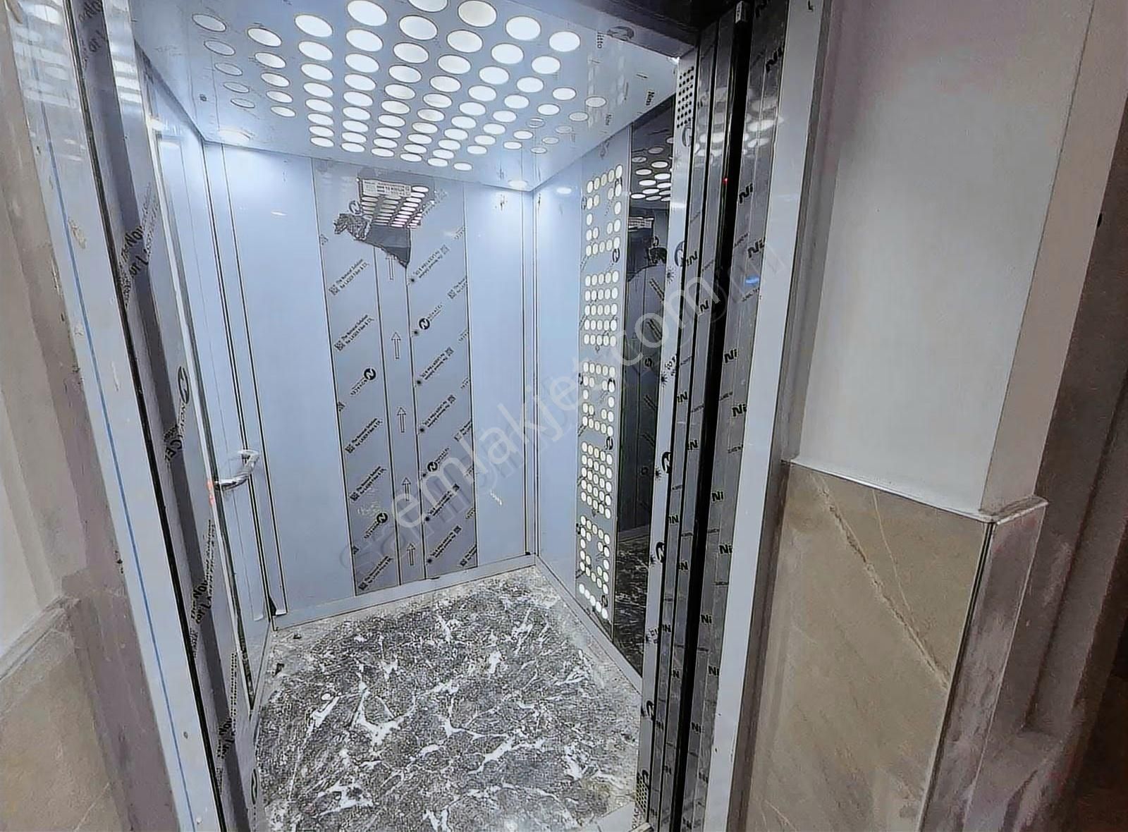 Cemal Gürsel Cad Üzeri Satılık Lüks 1+1 Daire - Görsel 9