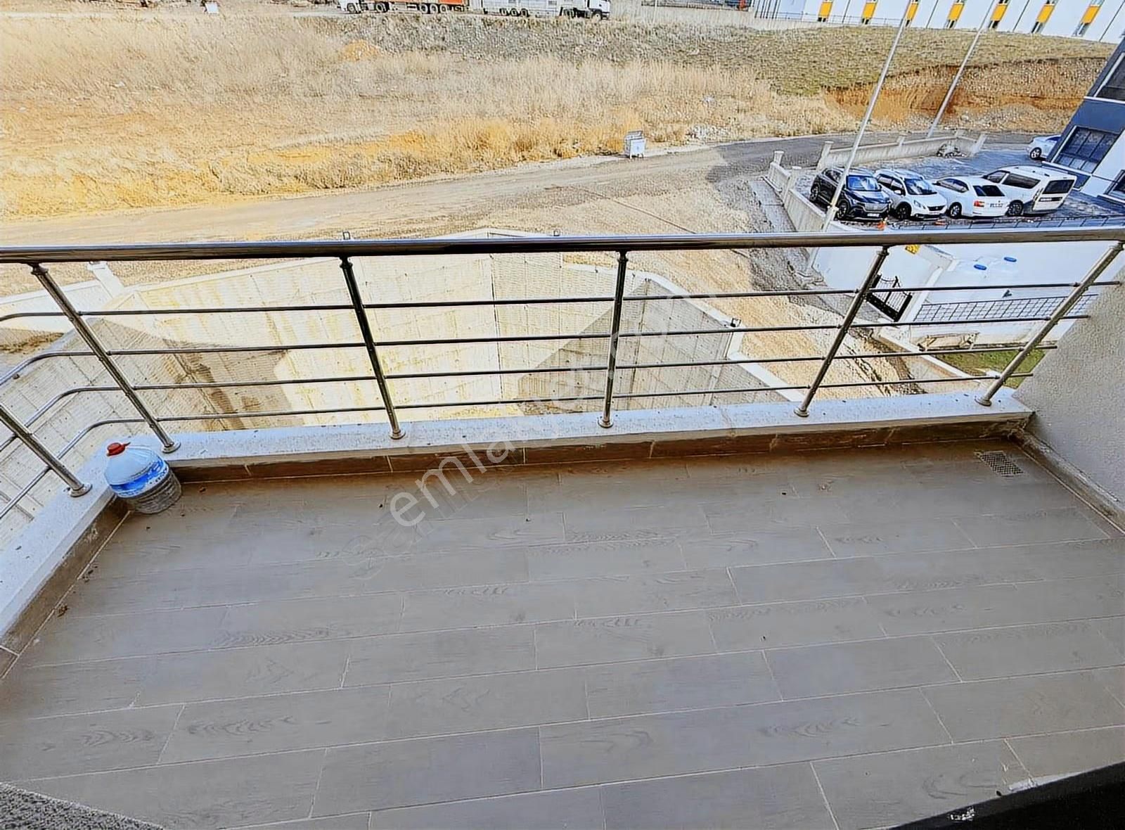 Örencik Kyk Yurdu Yakını Eşyalı Satılık 1+1 Daire - Görsel 3