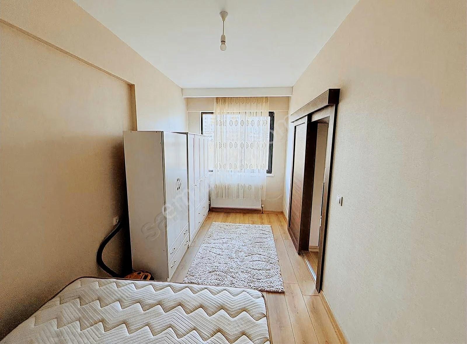 Örencik Kyk Yurdu Yakını Eşyalı Satılık 1+1 Daire - Görsel 4