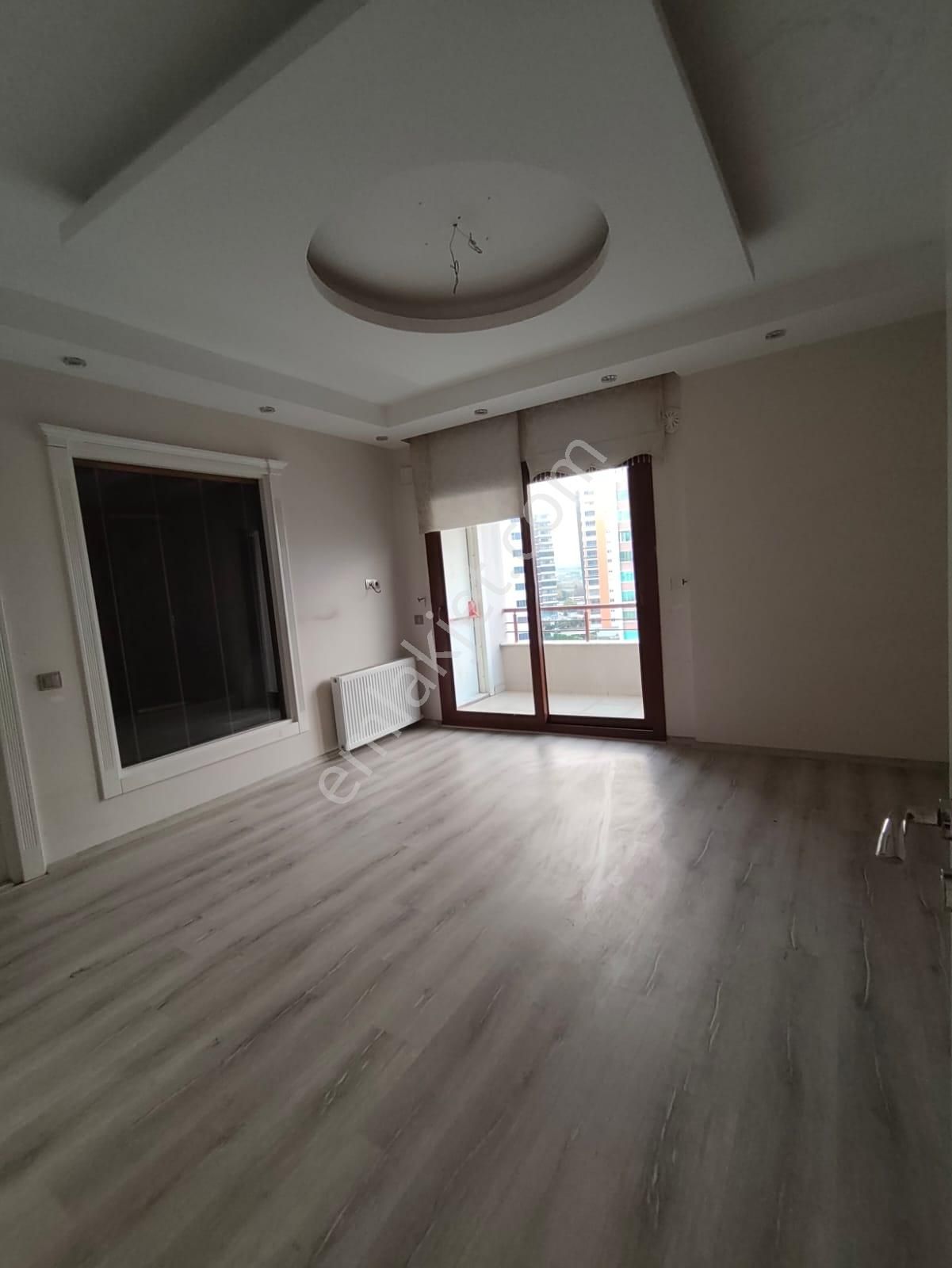 Merkez Mah'de Geniş Otur. Havuzlu Ultra Lüks 4+1 Kiralık Daire - Görsel 19