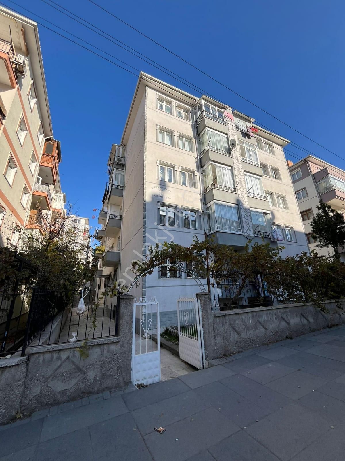 Sincan Malazgirtte Ara Kat Salon Bağımsız Çift Balkon 2+1 Satılık Daire - Görsel 19