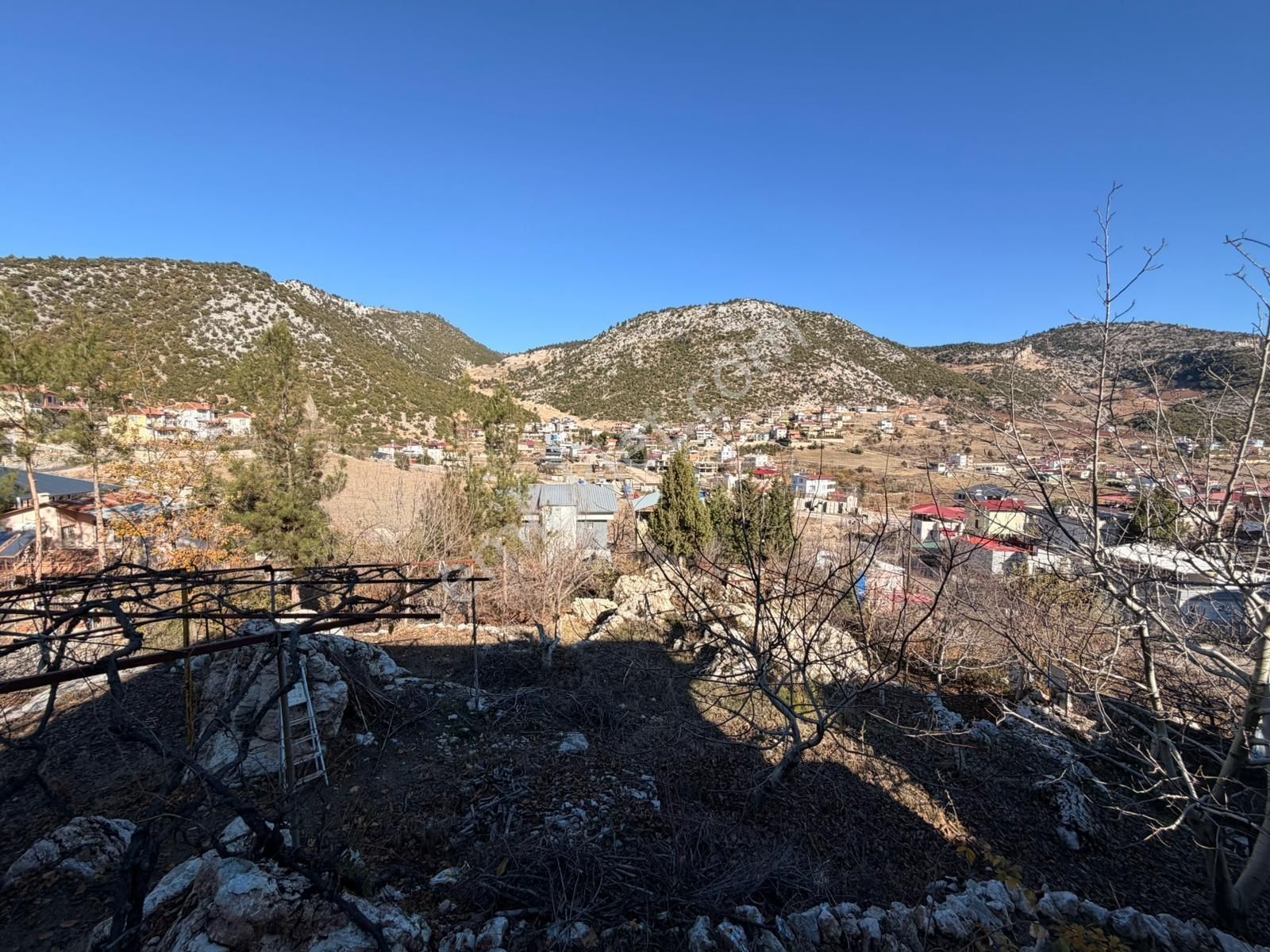 Bekir Alanı Yaylası'nda 1730 M2 Üzerine Sat. Müstakil Yayla Evi - Görsel 19