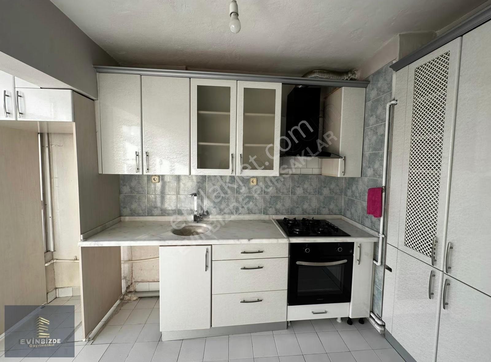 Evinbizde Gayrimenkul█ Salı Pazarı Yakını 3+1 Cadde Üzeri Fırsat - Görsel 4