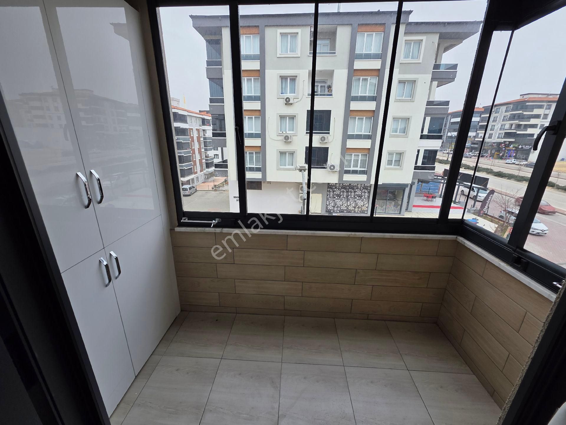 75 Yıl Mahallesin De Satlık 3 .5+1 Daire - Görsel 13