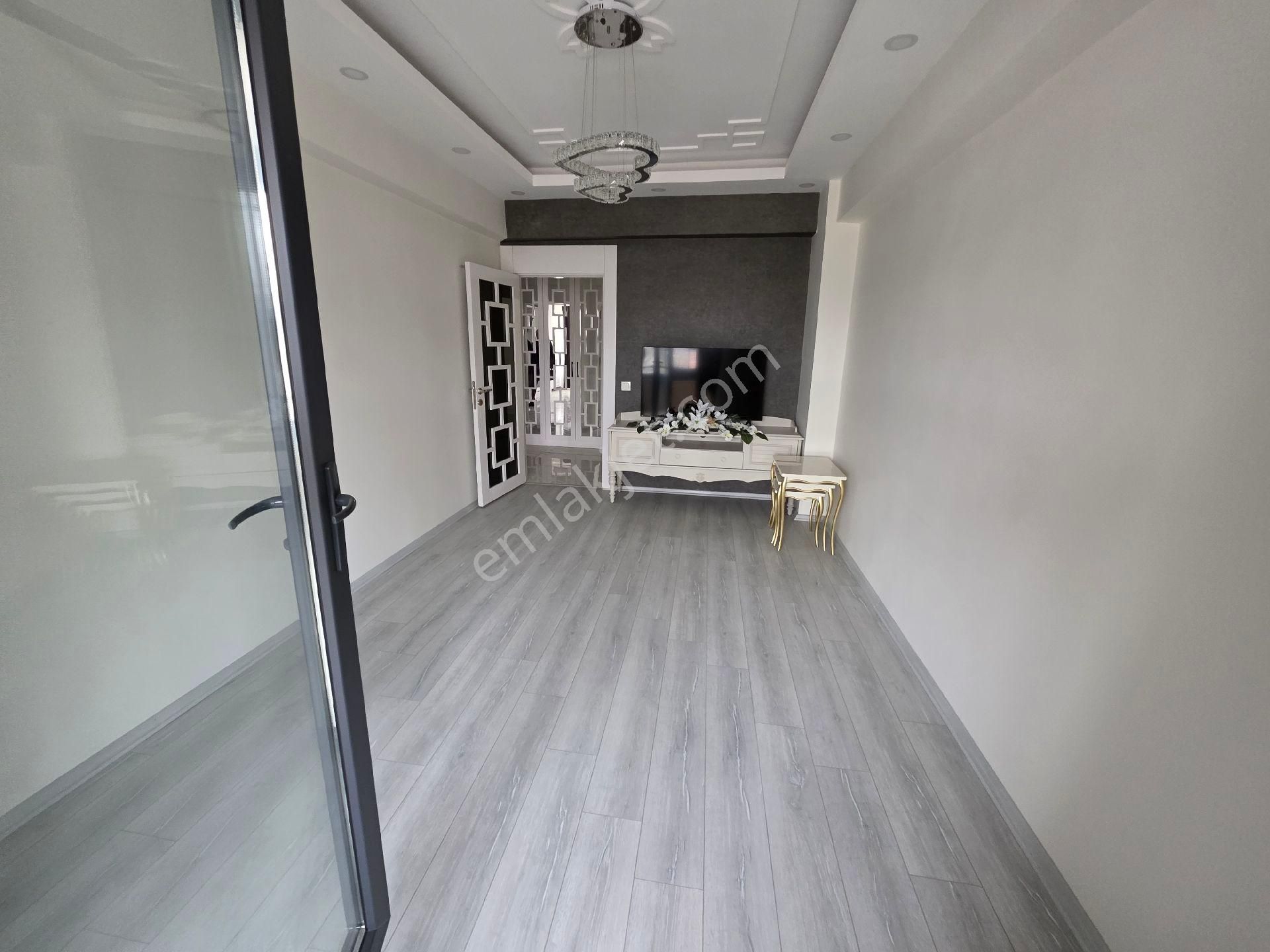 75 Yıl Mahallesin De Satlık 3 .5+1 Daire - Görsel 5