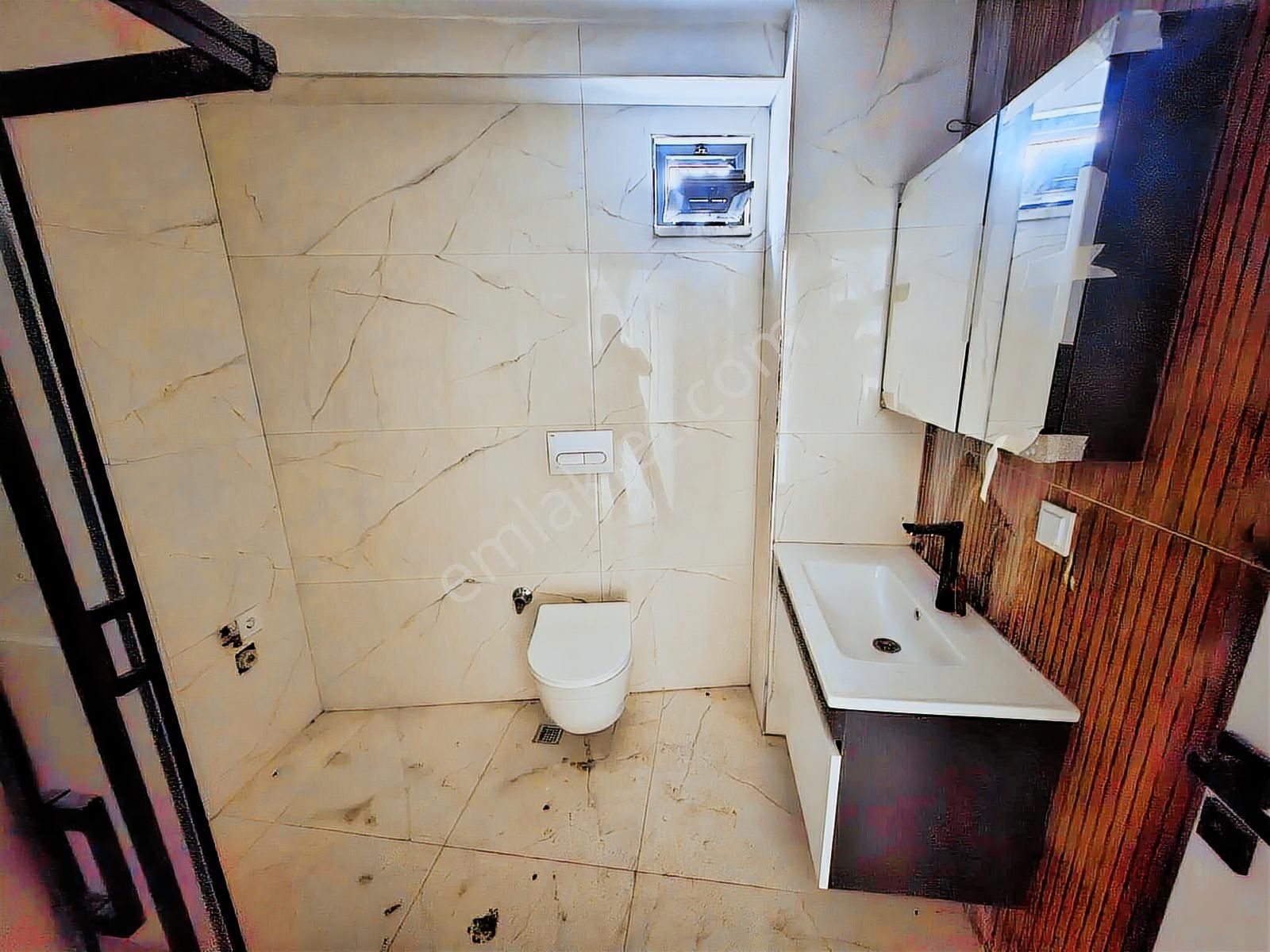 Sıfır 3+1 Eveyen Banyolu Kiralık Daire-hasanağa Merkez - Görsel 16